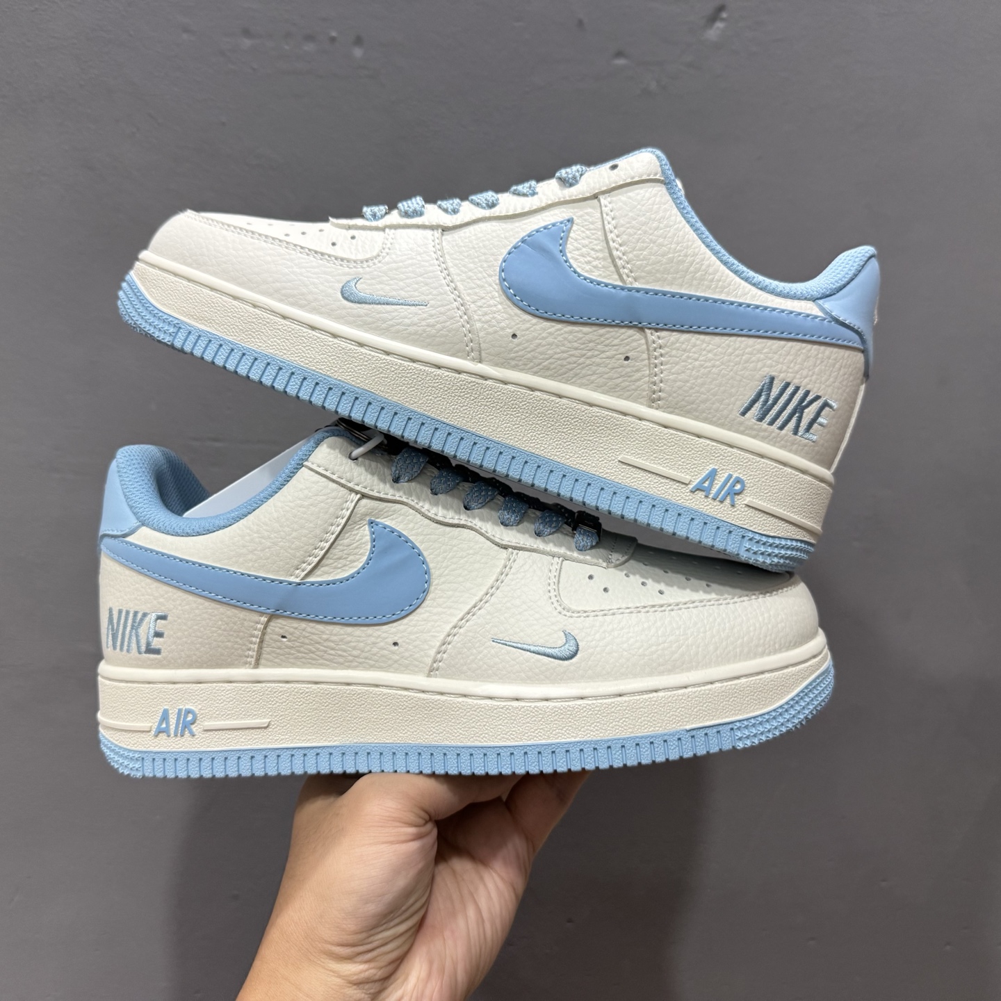 Nike Air Force 1'07 Low 联名 天蓝勾 空军一号低帮休闲板鞋 CS5288-030