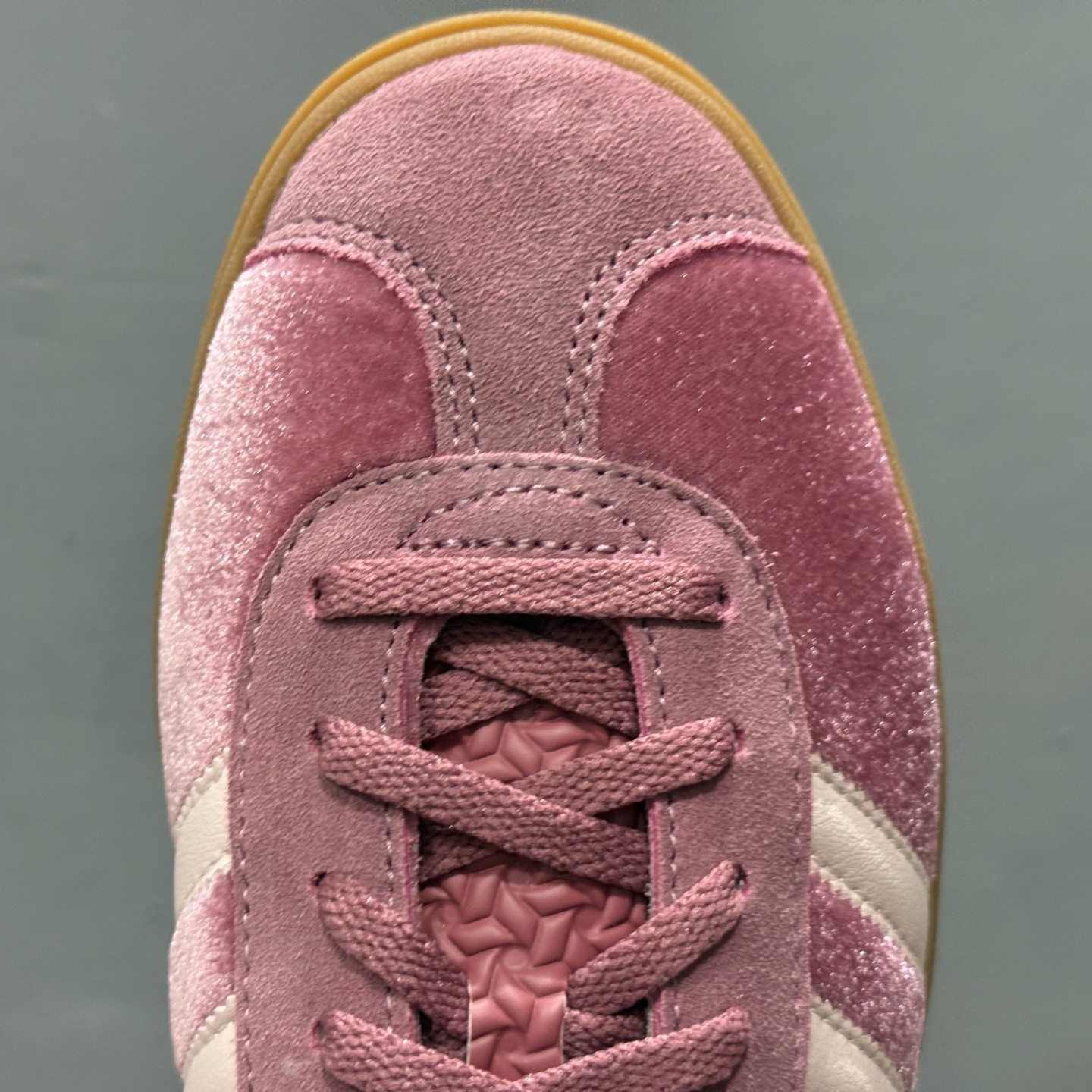 Adidas originals GAZELLE BOLD CNY 蛇年限定 高热新品 ”year ofsnake” 时尚百搭 防滑耐磨 低帮 阿迪达斯 厚底松糕板鞋 JQ4389
