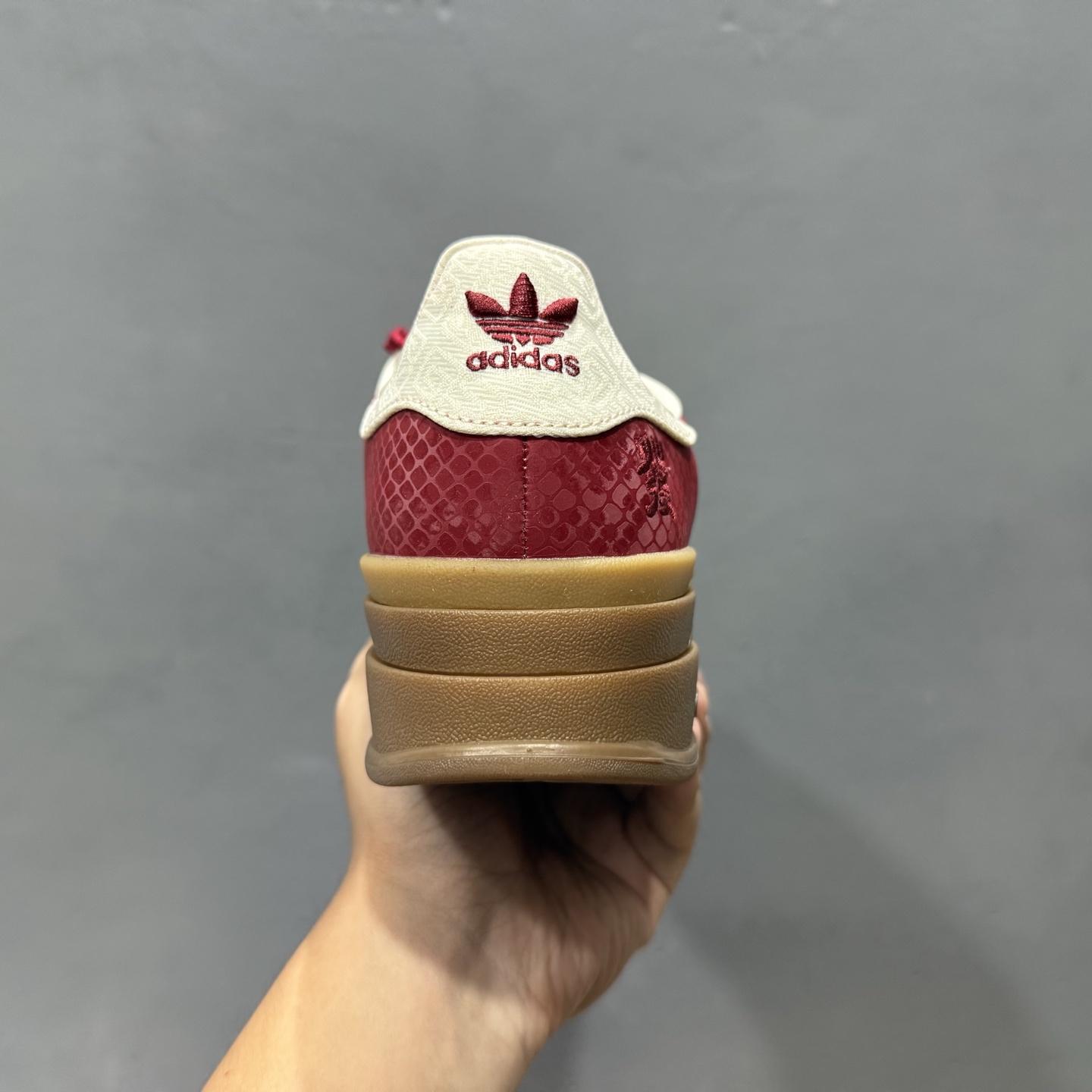 Adidas originals GAZELLE BOLD CNY 蛇年限定 高热新品 ”year ofsnake” 时尚百搭 JQ5977