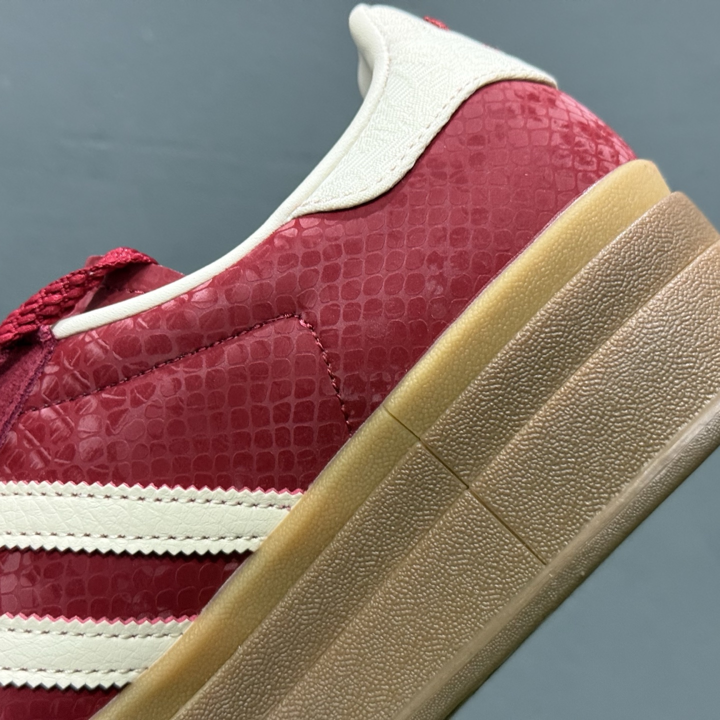 Adidas originals GAZELLE BOLD CNY 蛇年限定 高热新品 ”year ofsnake” 时尚百搭 JQ5977