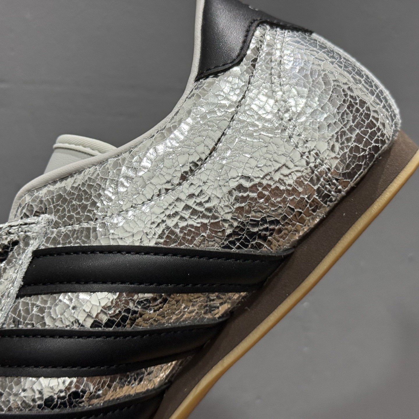 adidas originals Taekwondo 阿迪的Taekwondo既有复古跆拳道鞋的筋骨感 JQ9664