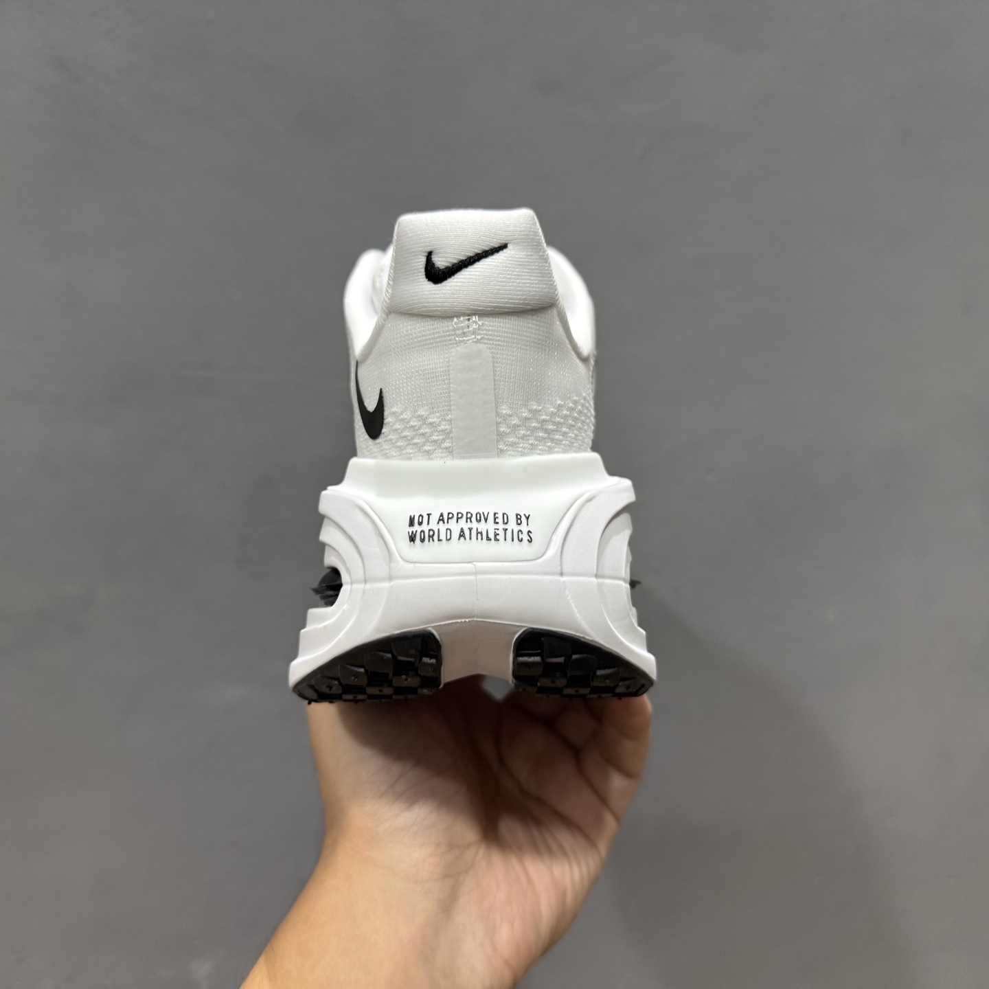 220 Nike ZOOM PREMIUM 耐克 飞马 舒适减震防滑 低帮跑步鞋 FN8453-024