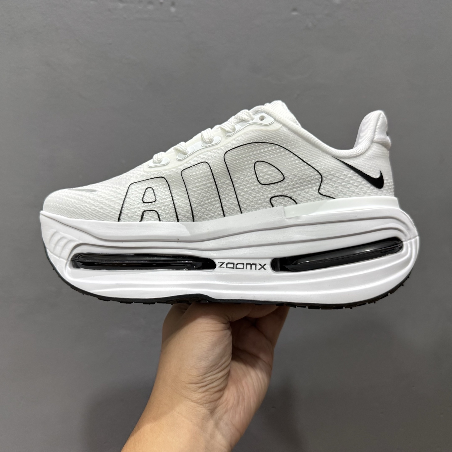 220 Nike ZOOM PREMIUM 耐克 飞马 舒适减震防滑 低帮跑步鞋 FN8453-024