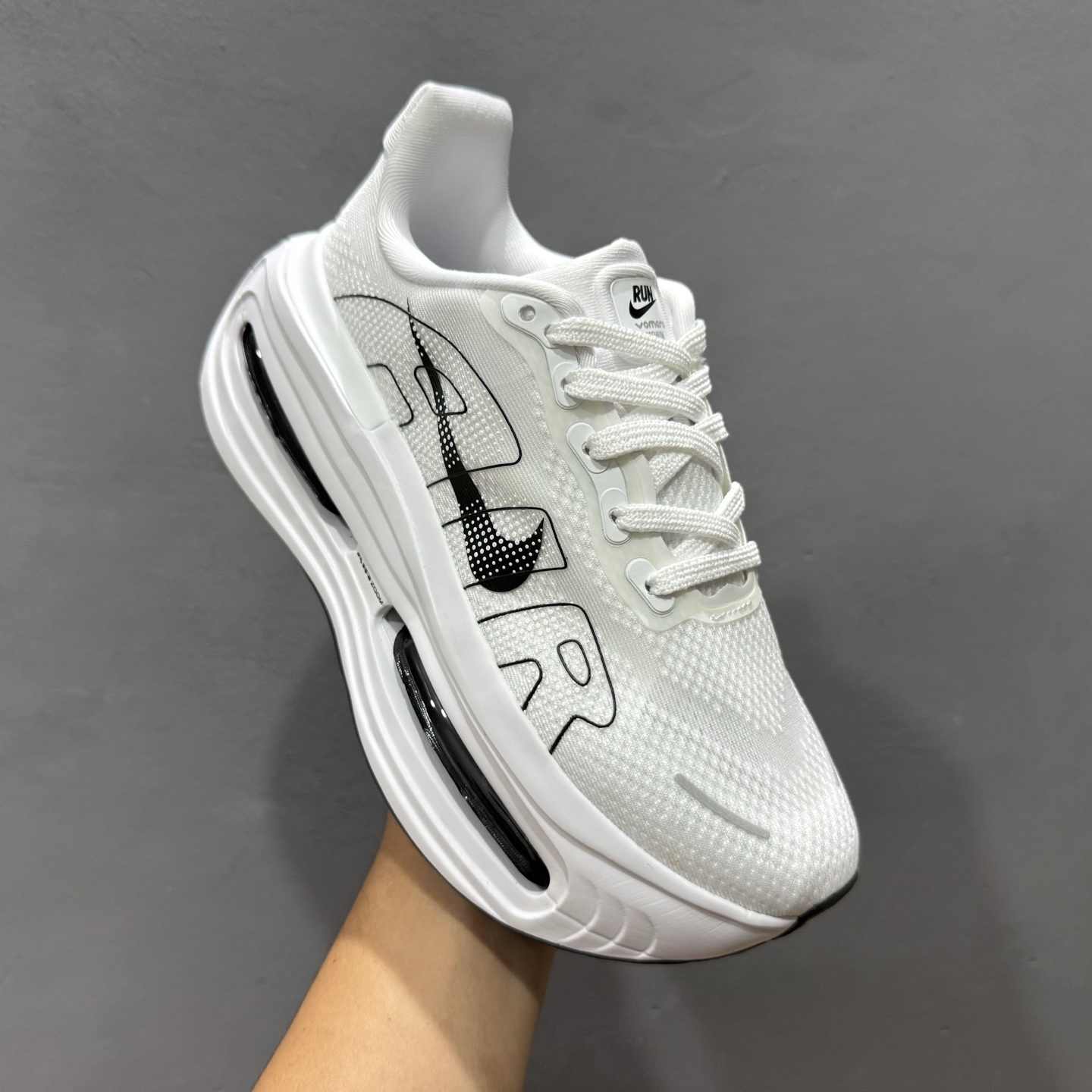 220 Nike ZOOM PREMIUM 耐克 飞马 舒适减震防滑 低帮跑步鞋 FN8453-024