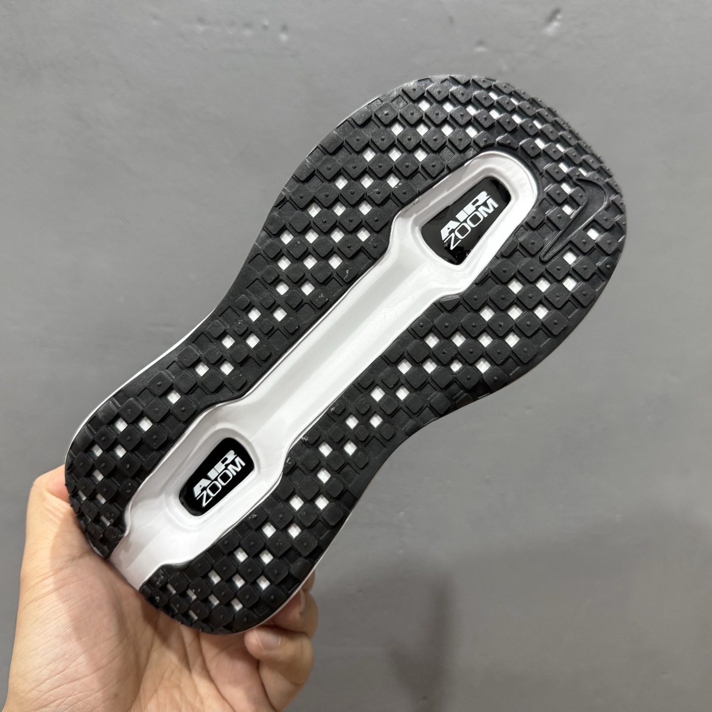 220 Nike ZOOM PREMIUM 耐克 飞马 舒适减震防滑 低帮跑步鞋 FN8453-024