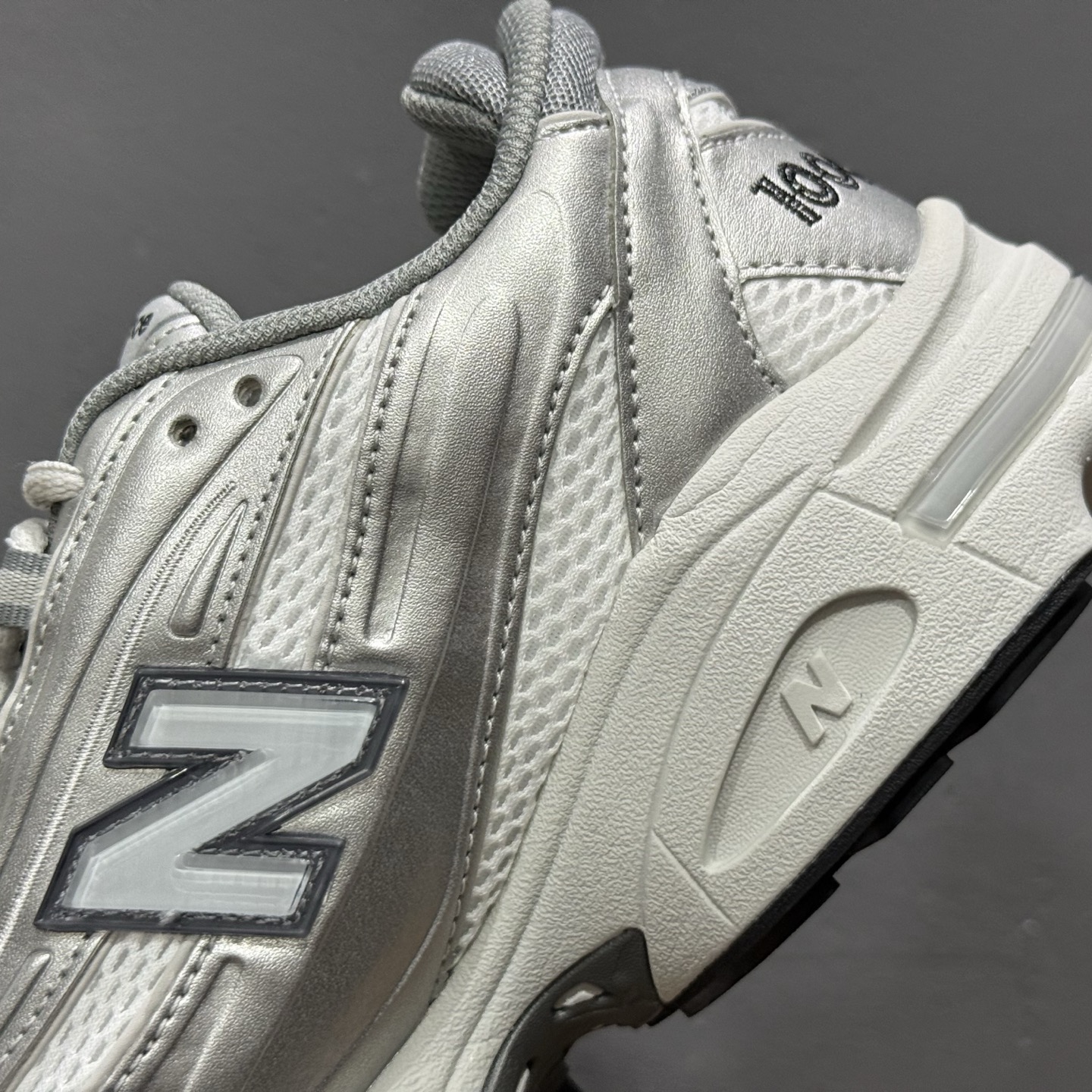 New Balance 1000系列 复古老爹风低帮休闲运动跑步鞋 M1000G