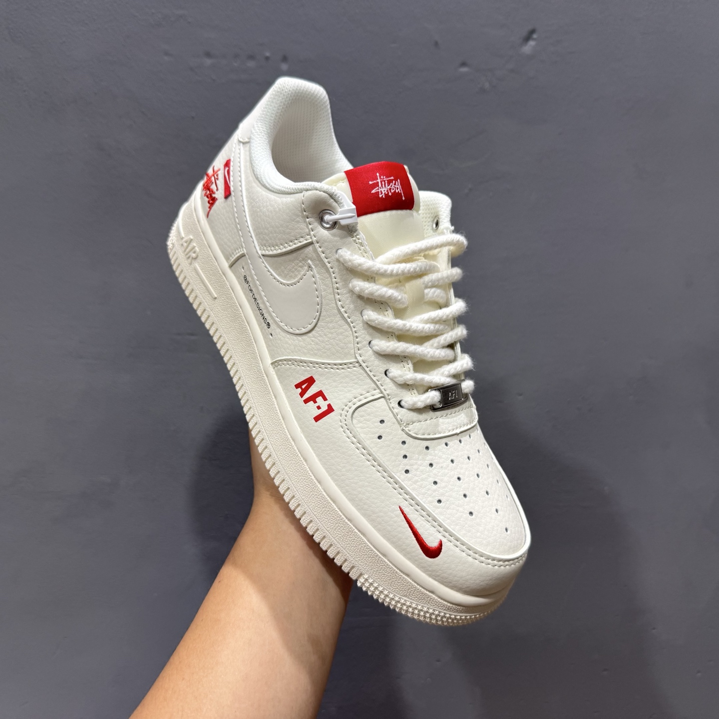 NIke Air Force 1 '07 Low “斯图西联名--米黑织布标”空军一号 SJ6698-016