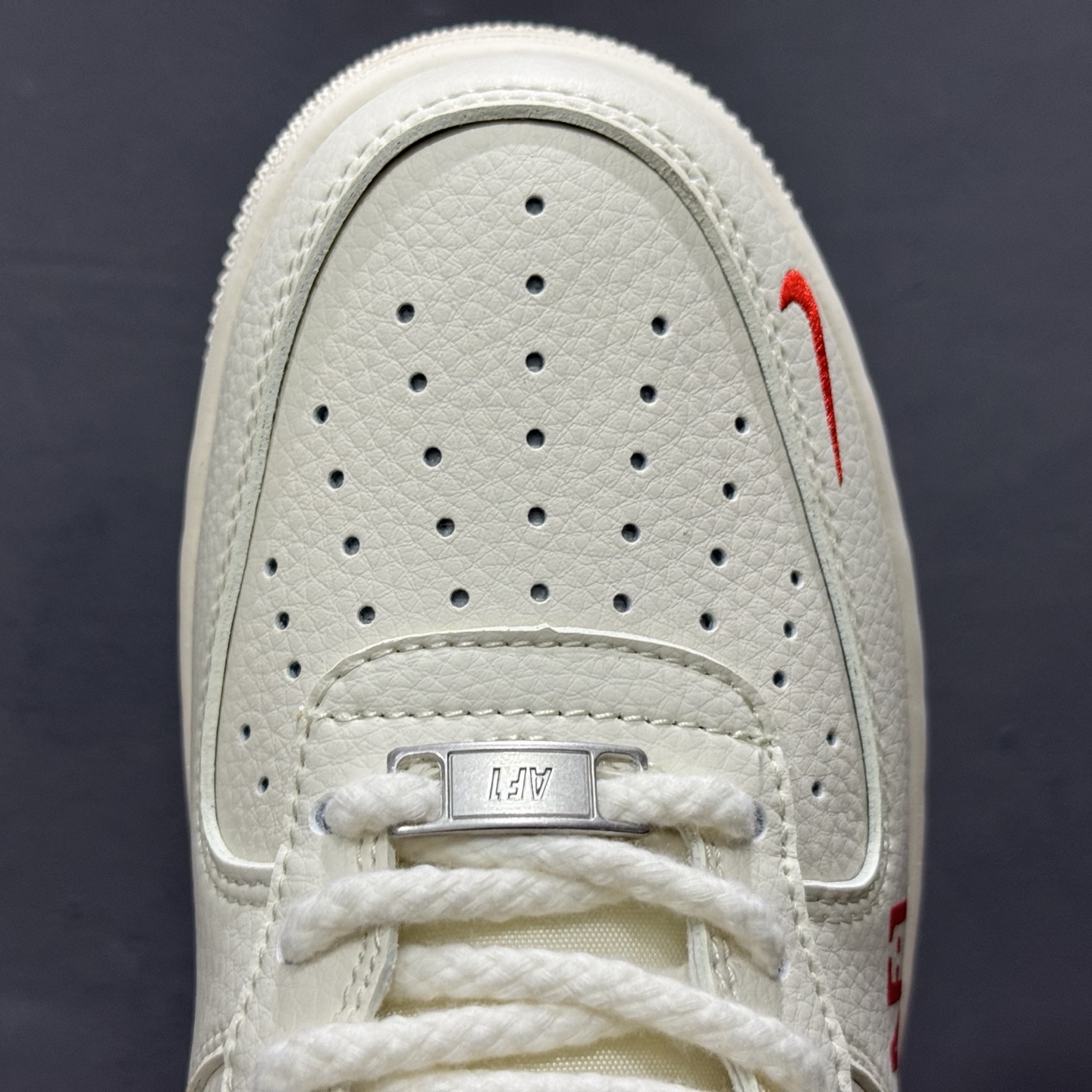 NIke Air Force 1 '07 Low “斯图西联名--米黑织布标”空军一号 SJ6698-016