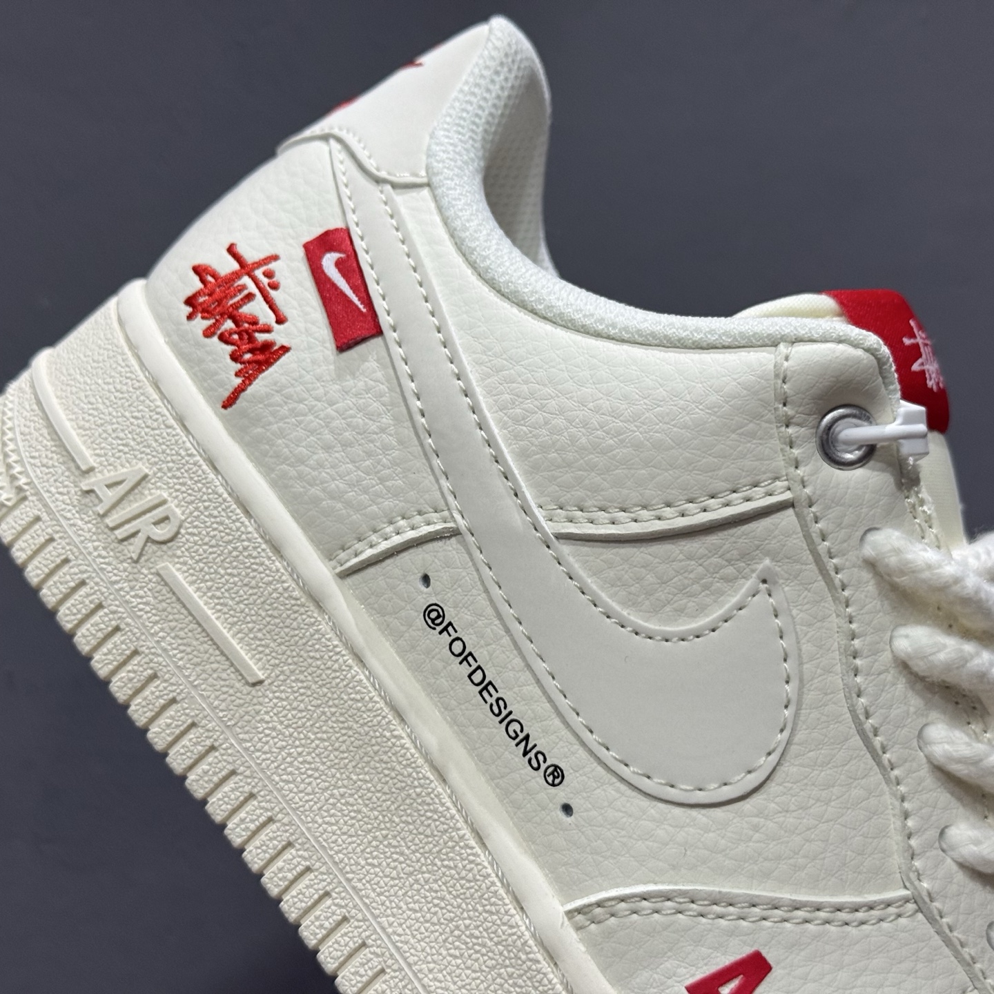 NIke Air Force 1 '07 Low “斯图西联名--米黑织布标”空军一号 SJ6698-016