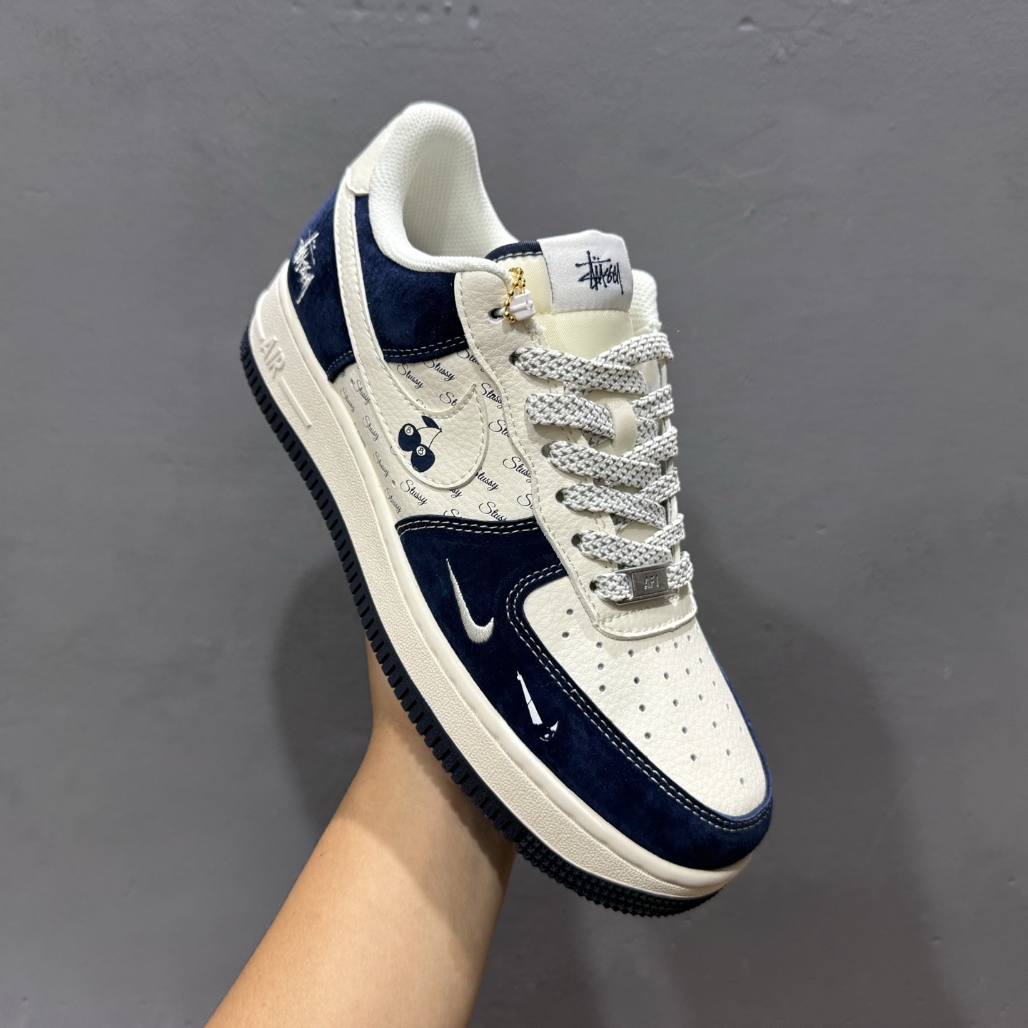 NIKE AIR FORCE 1‘07联名款 SM6188-673