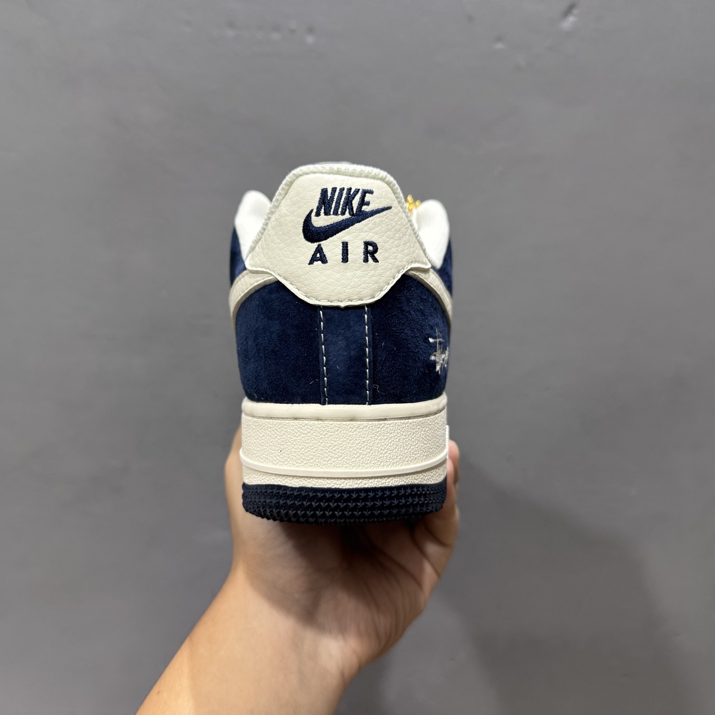 NIKE AIR FORCE 1‘07联名款 SM6188-673