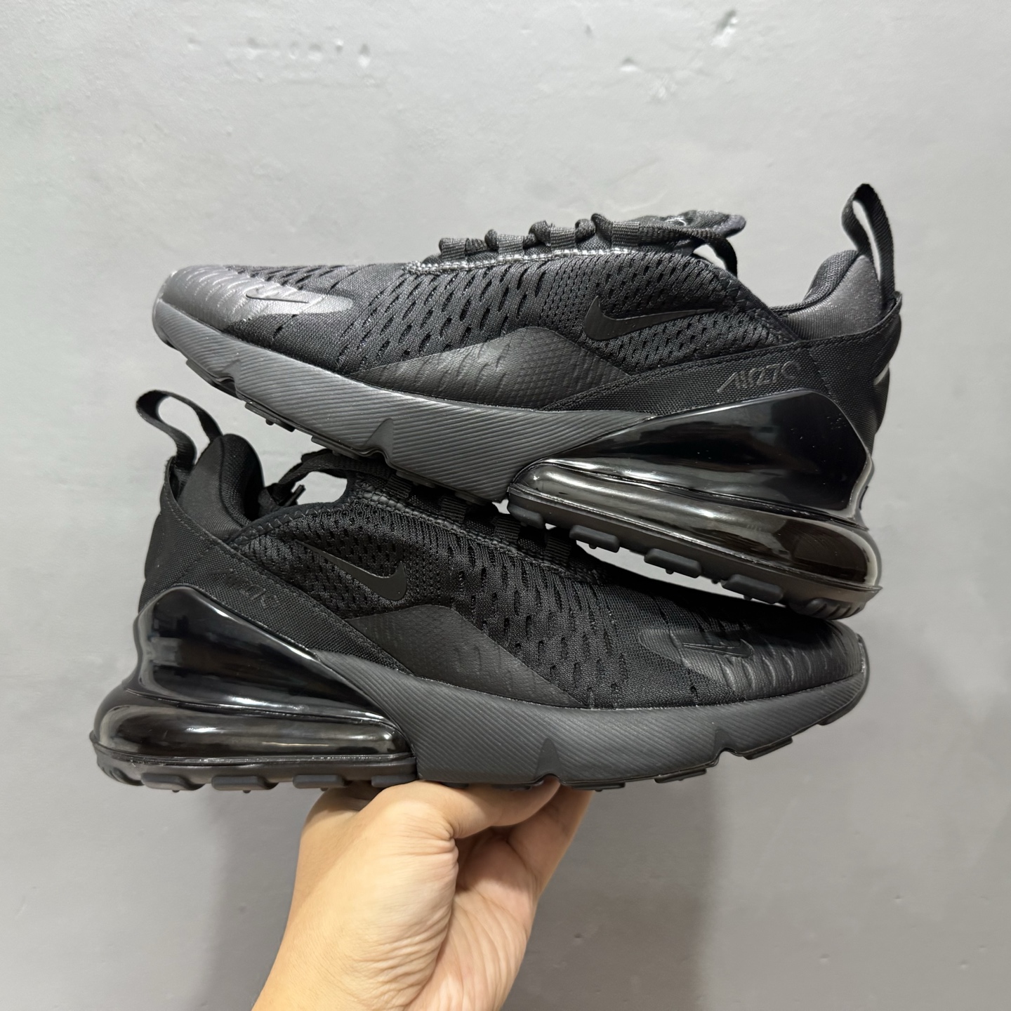 180 Nike Air Max 270混合科技透气后掌半气垫慢跑鞋 AH8050-005