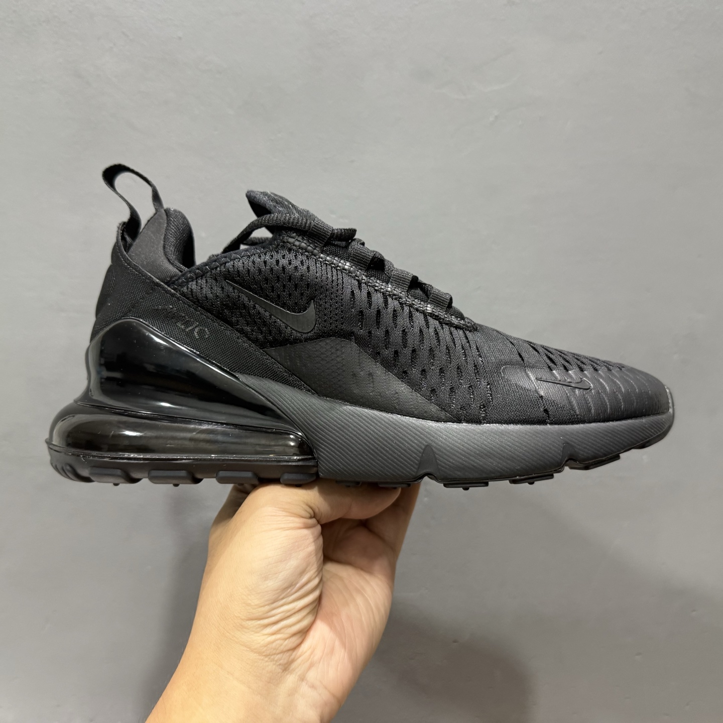 180 Nike Air Max 270混合科技透气后掌半气垫慢跑鞋 AH8050-005