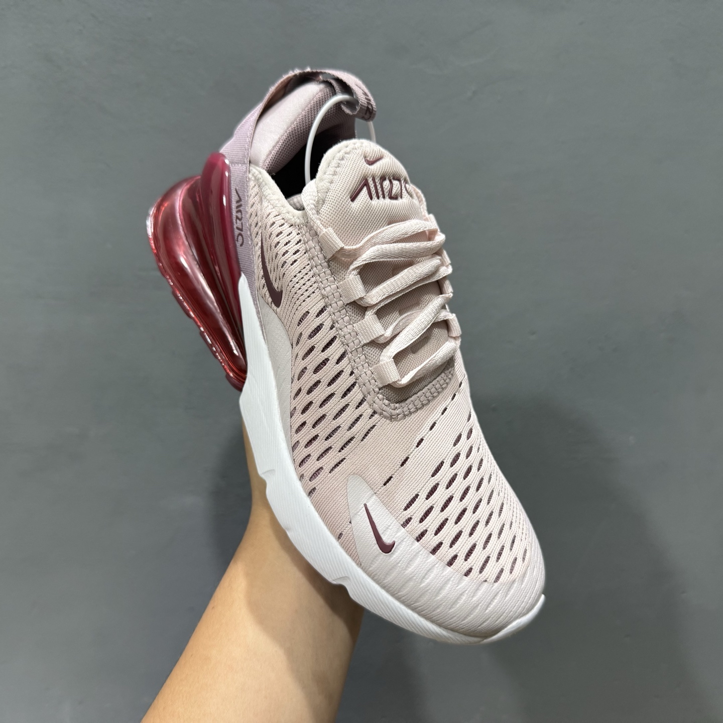 180 Nike Air Max 270混合科技透气后掌半气垫慢跑鞋 AH6789-601