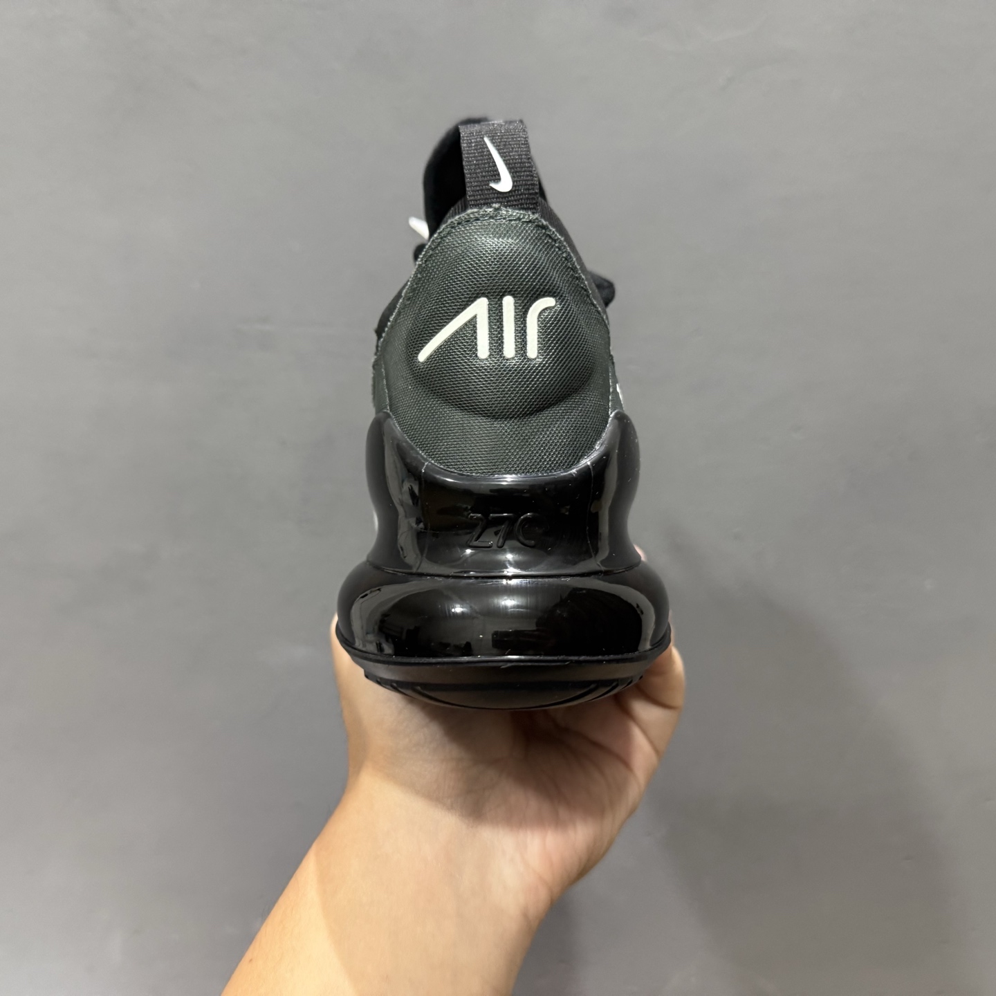 Nike Air Max 270科技后掌半气垫休闲运动慢跑鞋 AQ9164-004