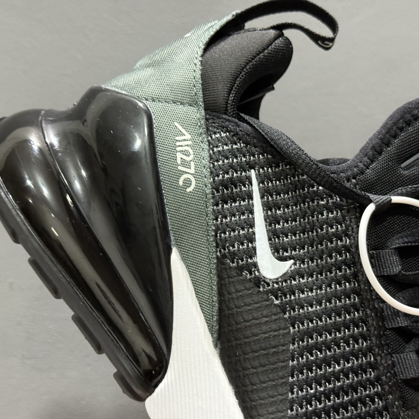 Nike Air Max 270科技后掌半气垫休闲运动慢跑鞋 AQ9164-004