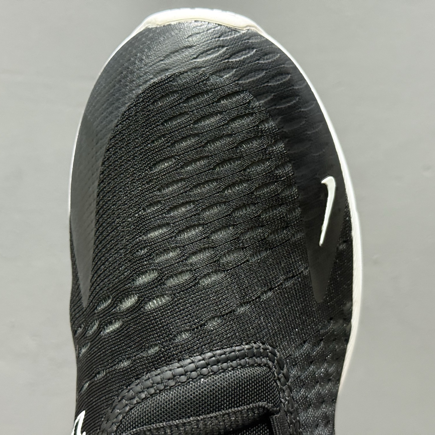 Nike Air Max 270混合科技透气后掌半气垫慢跑鞋 AH8050-002