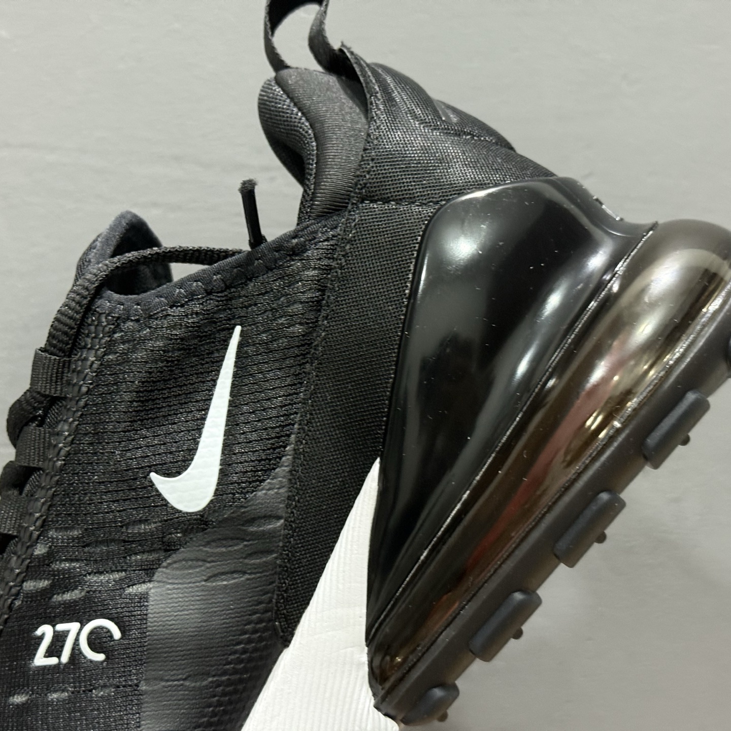 Nike Air Max 270混合科技透气后掌半气垫慢跑鞋 AH8050-002