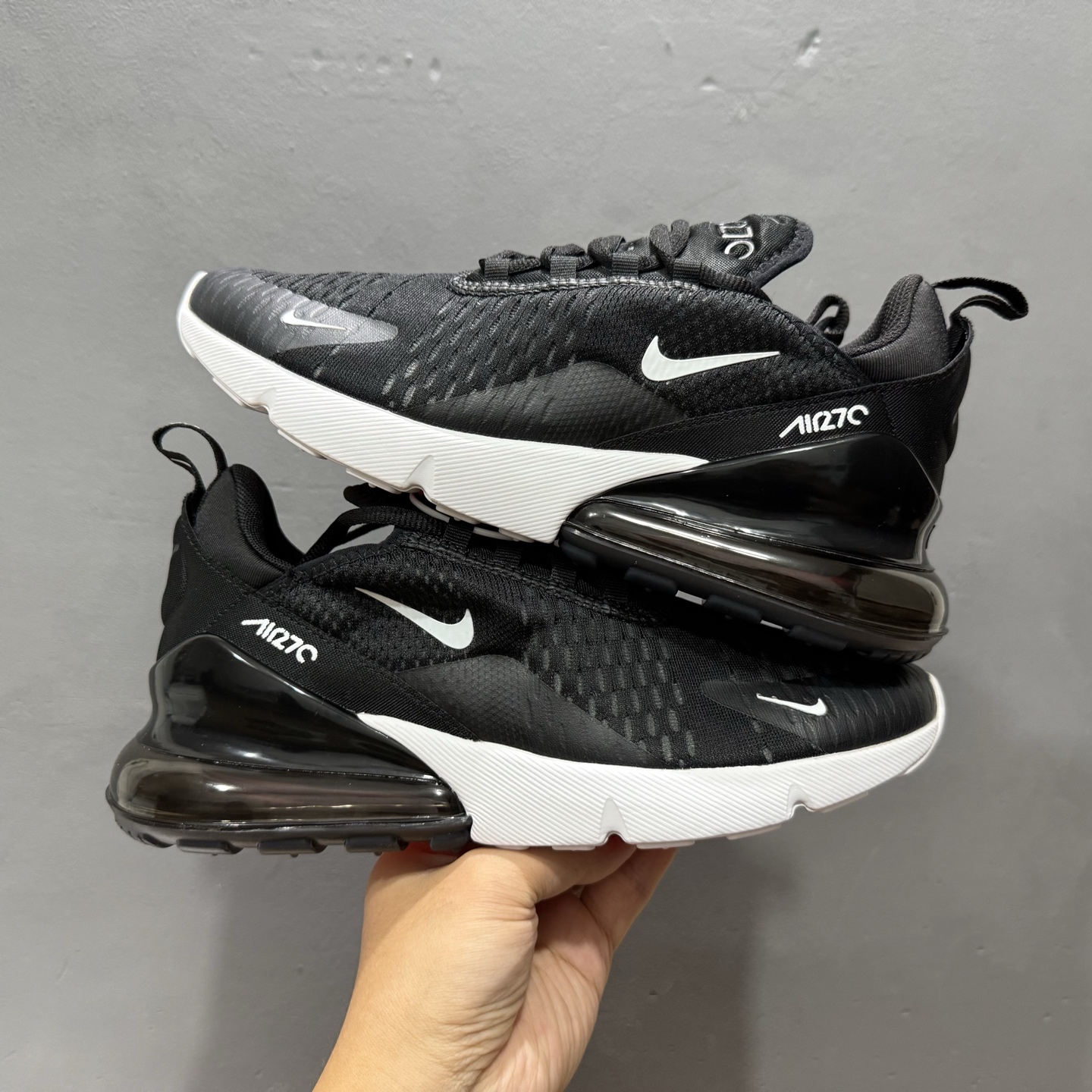 Nike Air Max 270混合科技透气后掌半气垫慢跑鞋 AH8050-002