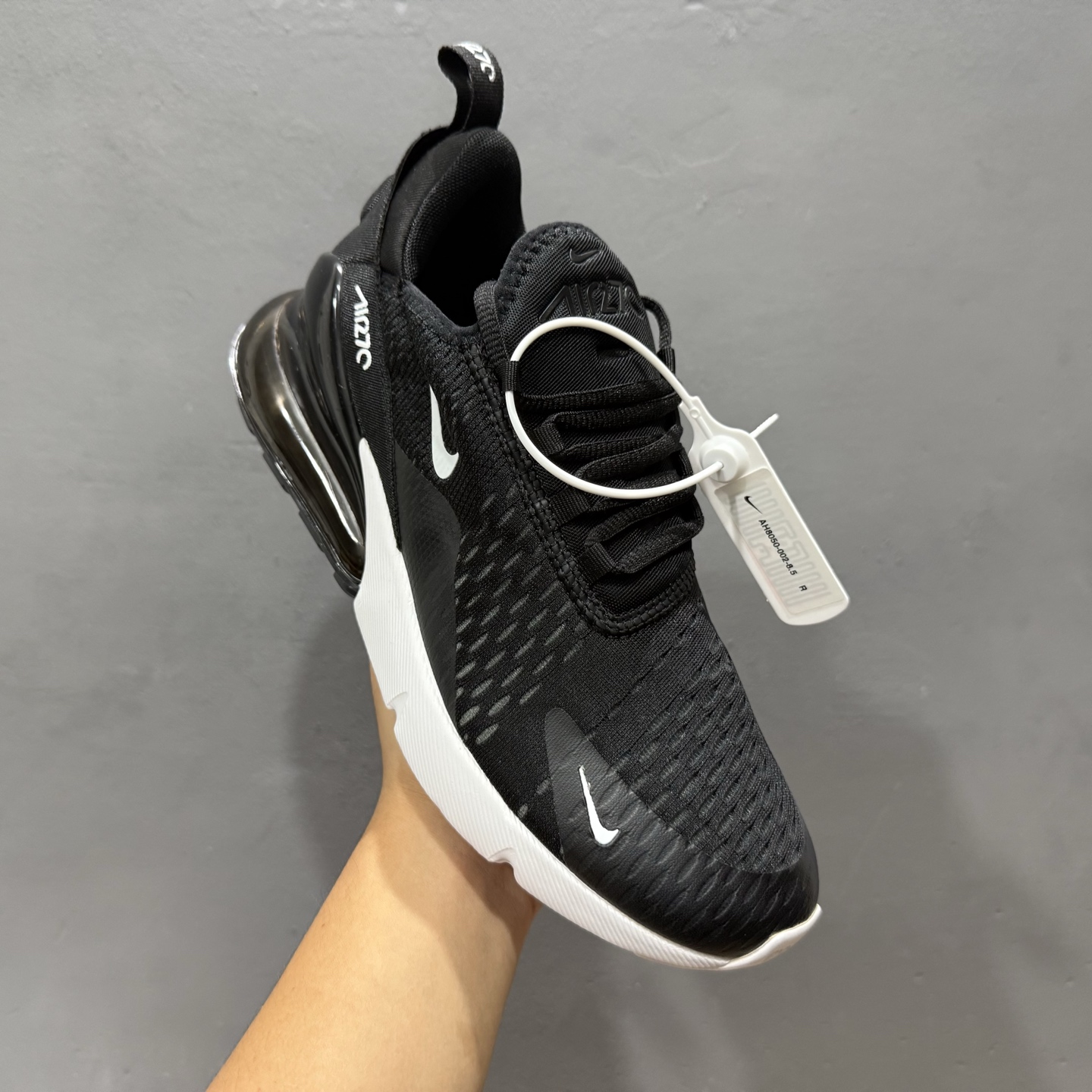 Nike Air Max 270混合科技透气后掌半气垫慢跑鞋 AH8050-002
