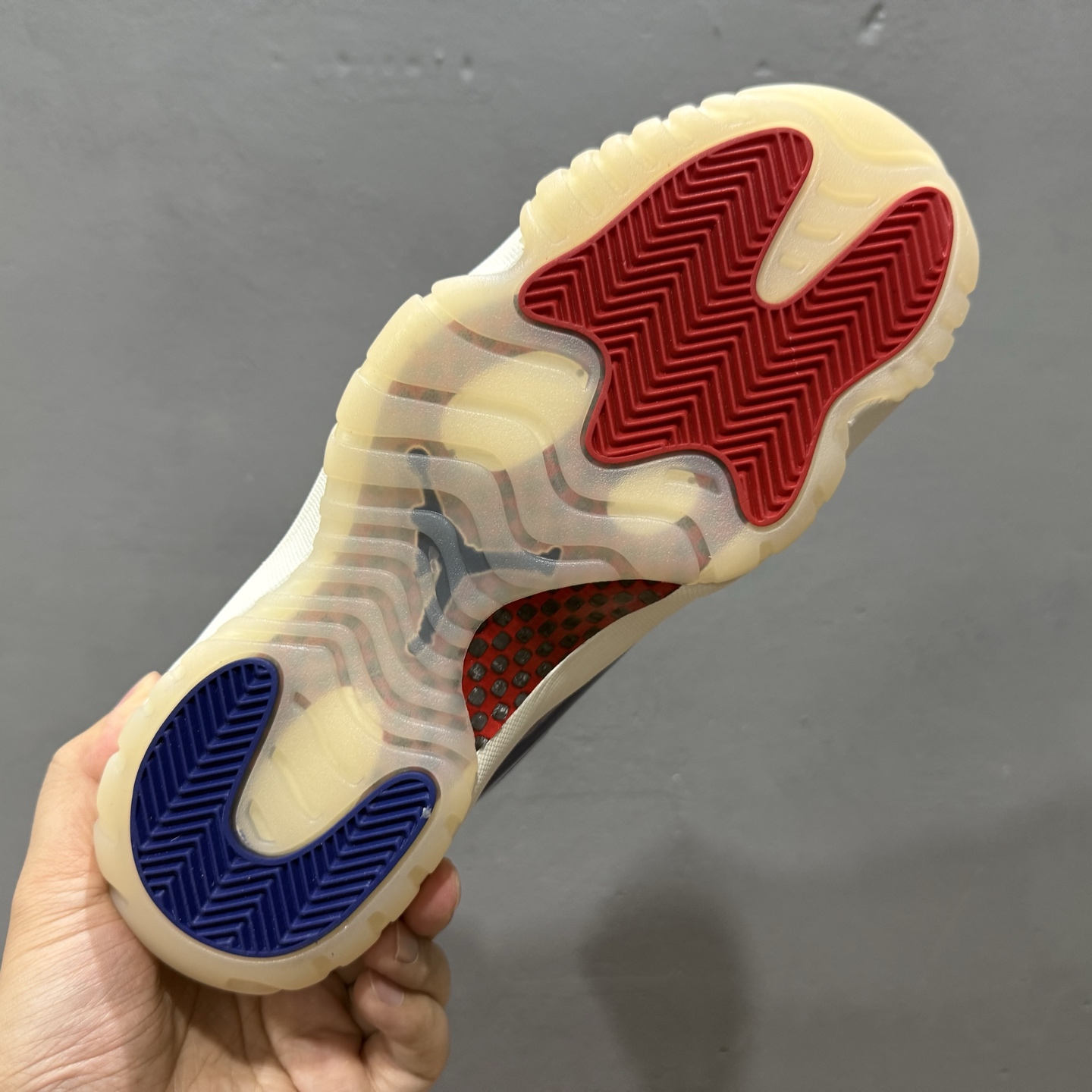 Air Jordan 11 AJ11 白蓝红 IH0296-400 ：36-48（半）