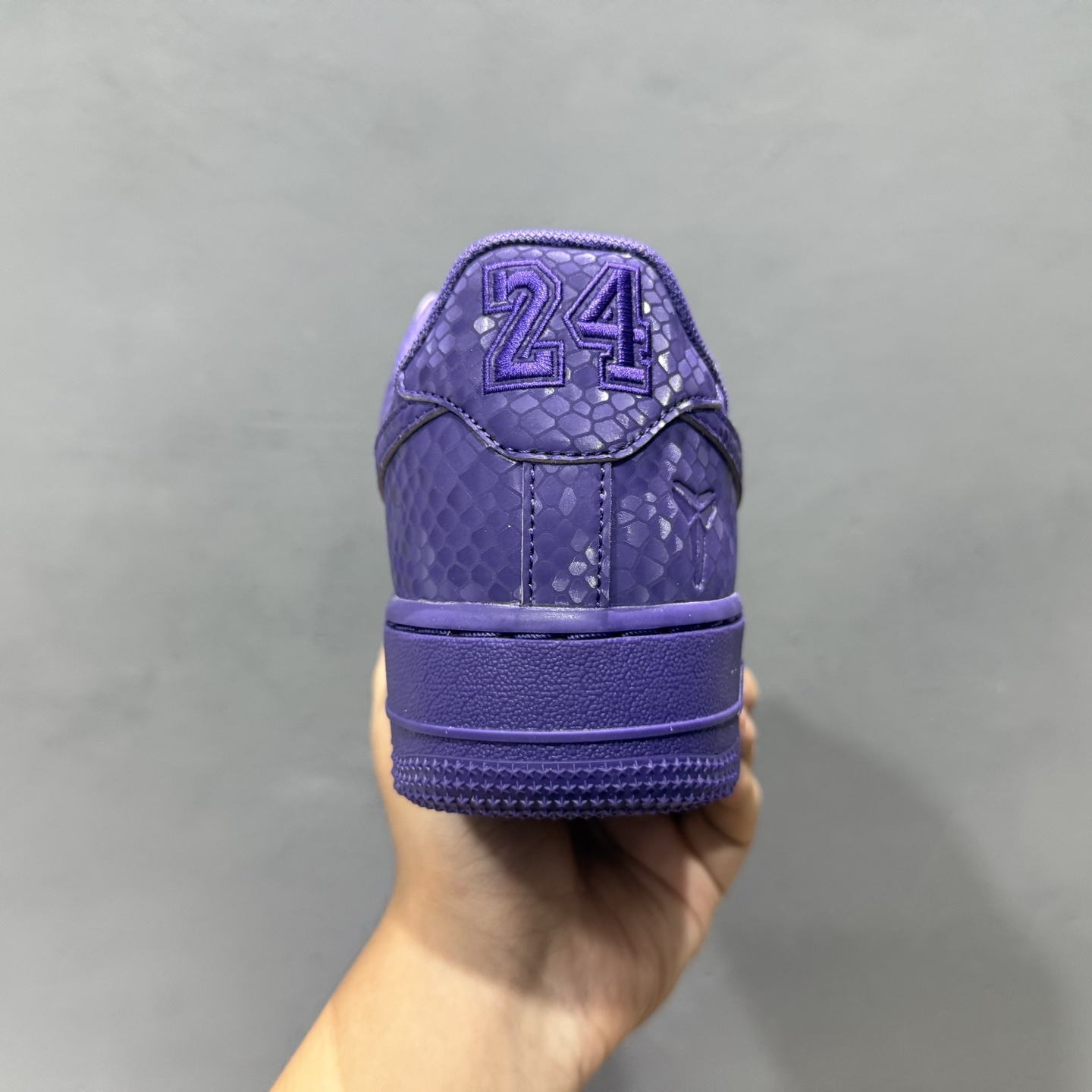Kobe x Nike Air Force 1'07 Low 科比 空军一号低帮休闲板鞋 IB0018-500