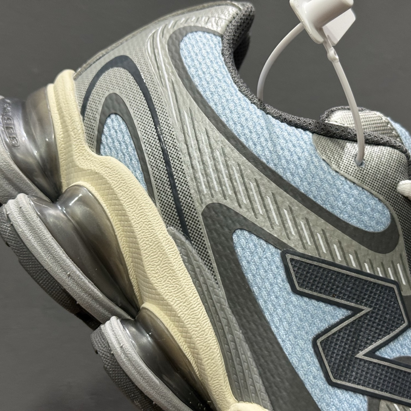 New Balance 新百伦 网面休闲鞋 U2000BA