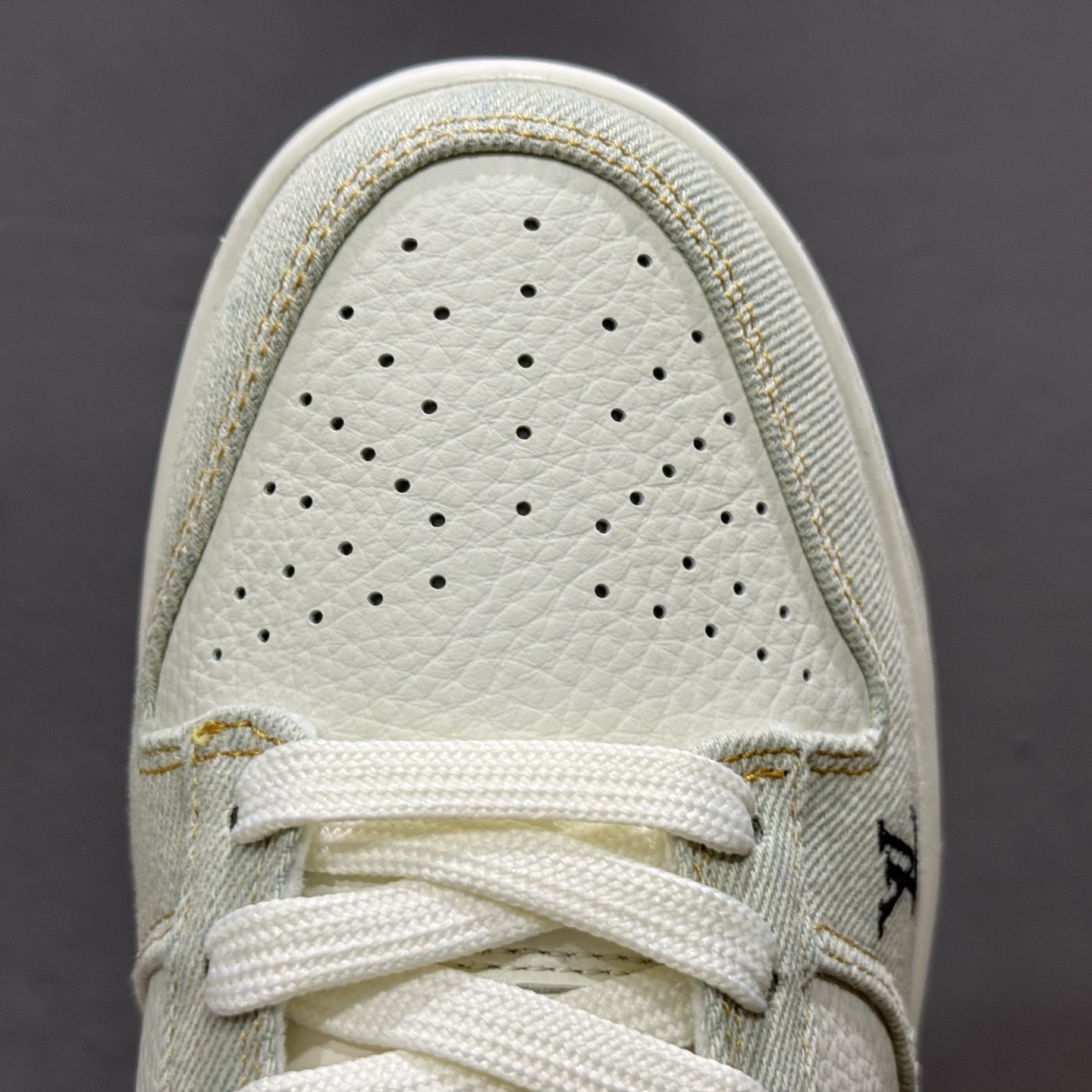 Nike SB Dunk Low LV联名 青蓝牛仔 低帮休闲板鞋 SC0601-450
