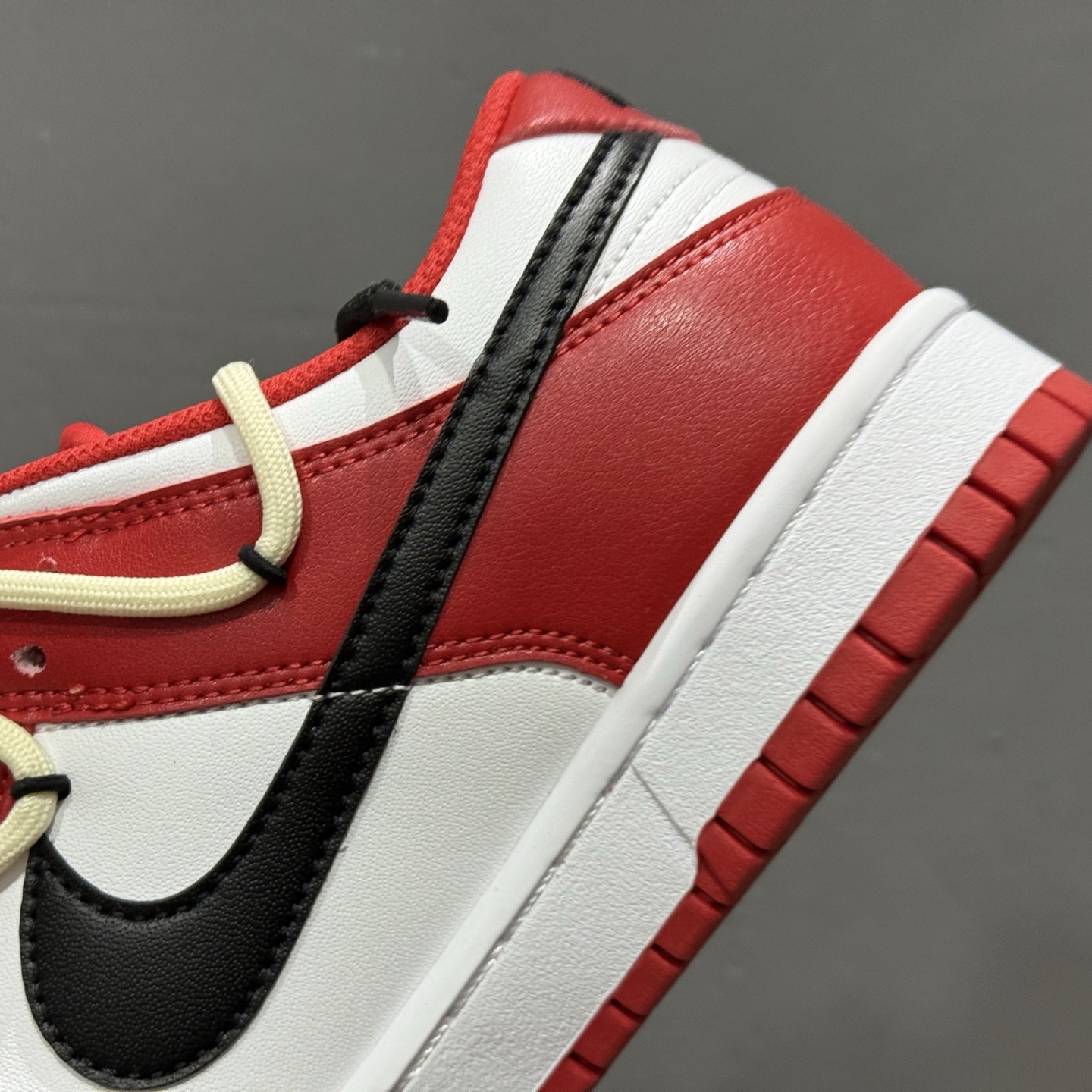 定制球鞋 Nike Dunk 闪电警戒 米黑红 DD1391-602
