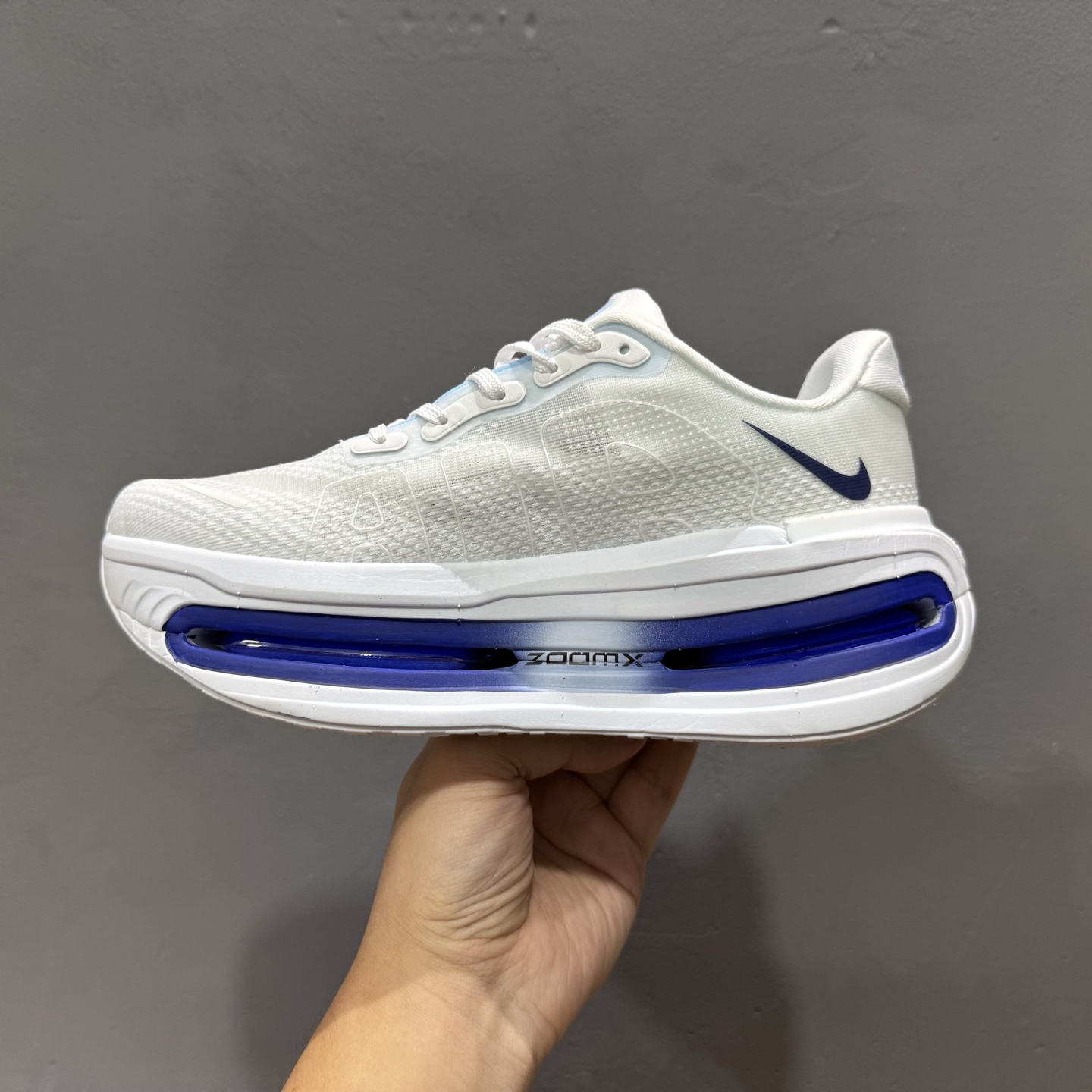 Nike Vomero Vomero Premium 白蓝 HQ2050-566