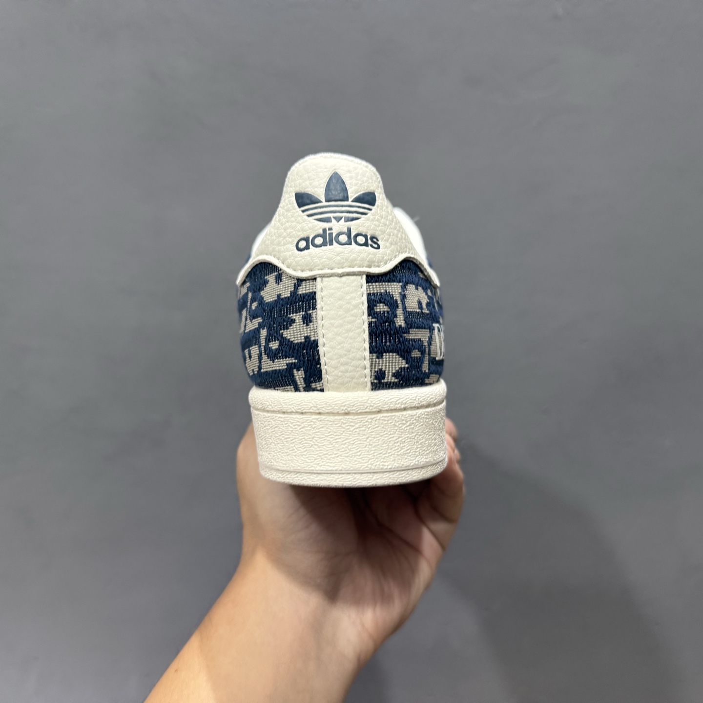 Adidas Originals Superstar 联名款贝壳头 JY8913