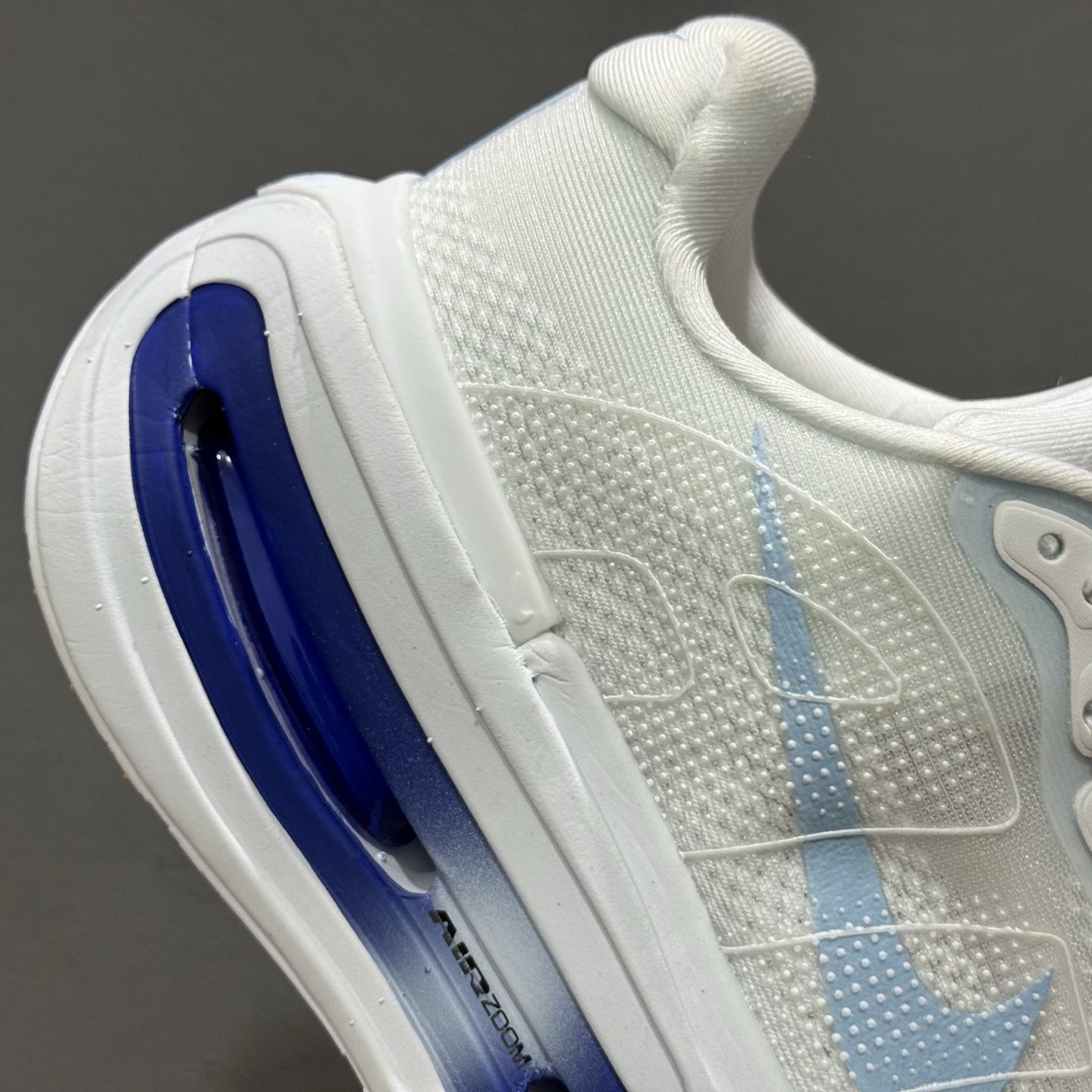 Nike Vomero Vomero Premium 白蓝 HQ2050-566