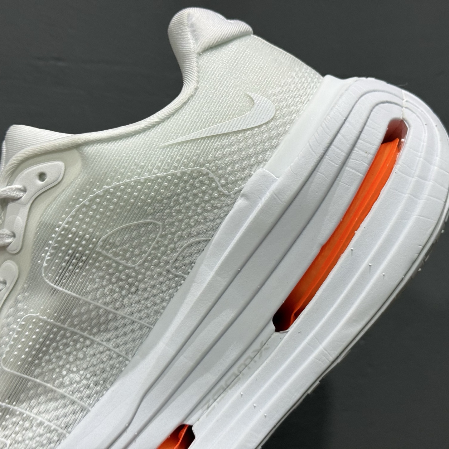 Nike Vomero Vomero Premium 白蓝 HQ2050-533
