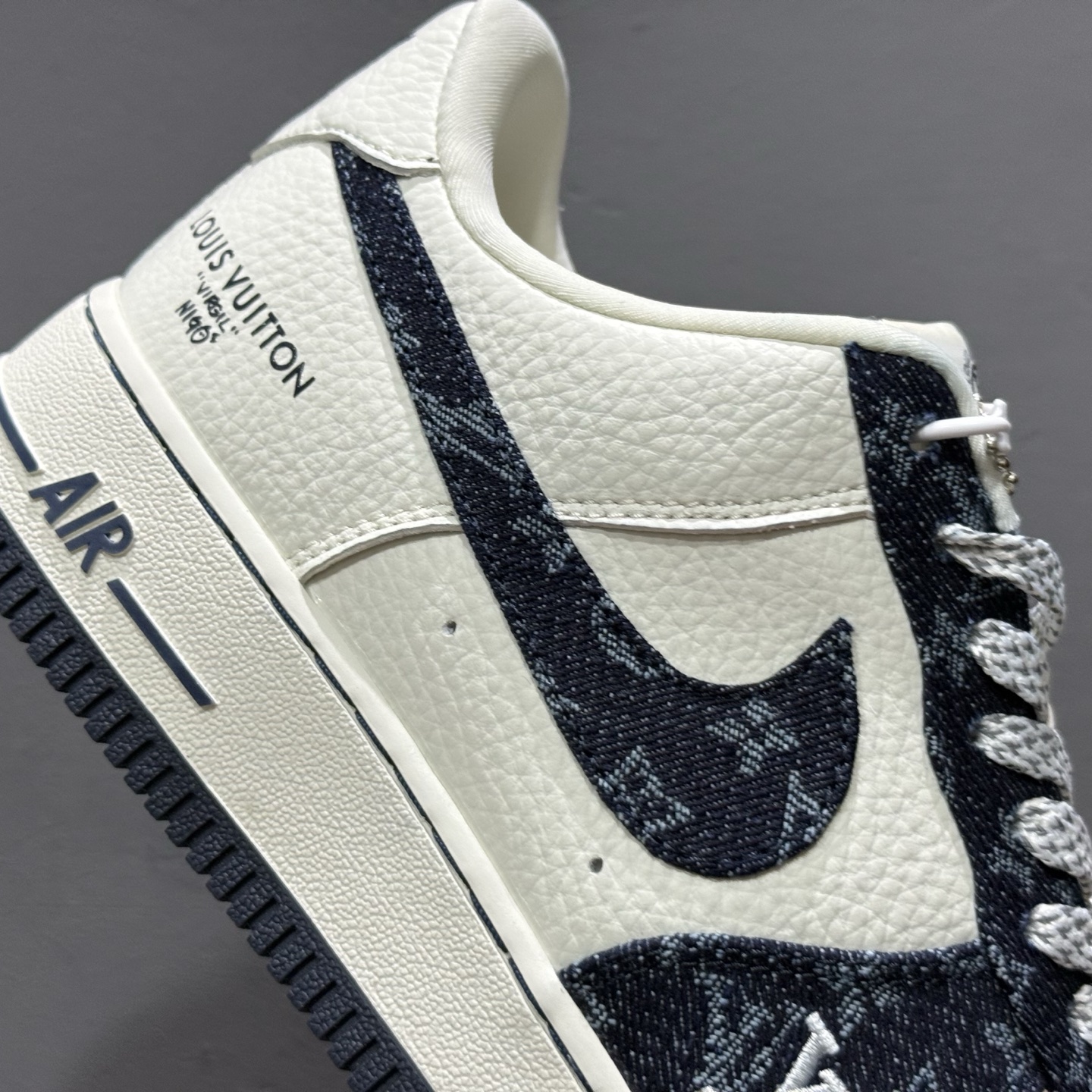 Louis Vuitton x NIke Air Force 1 深蓝牛仔 SC0601-553