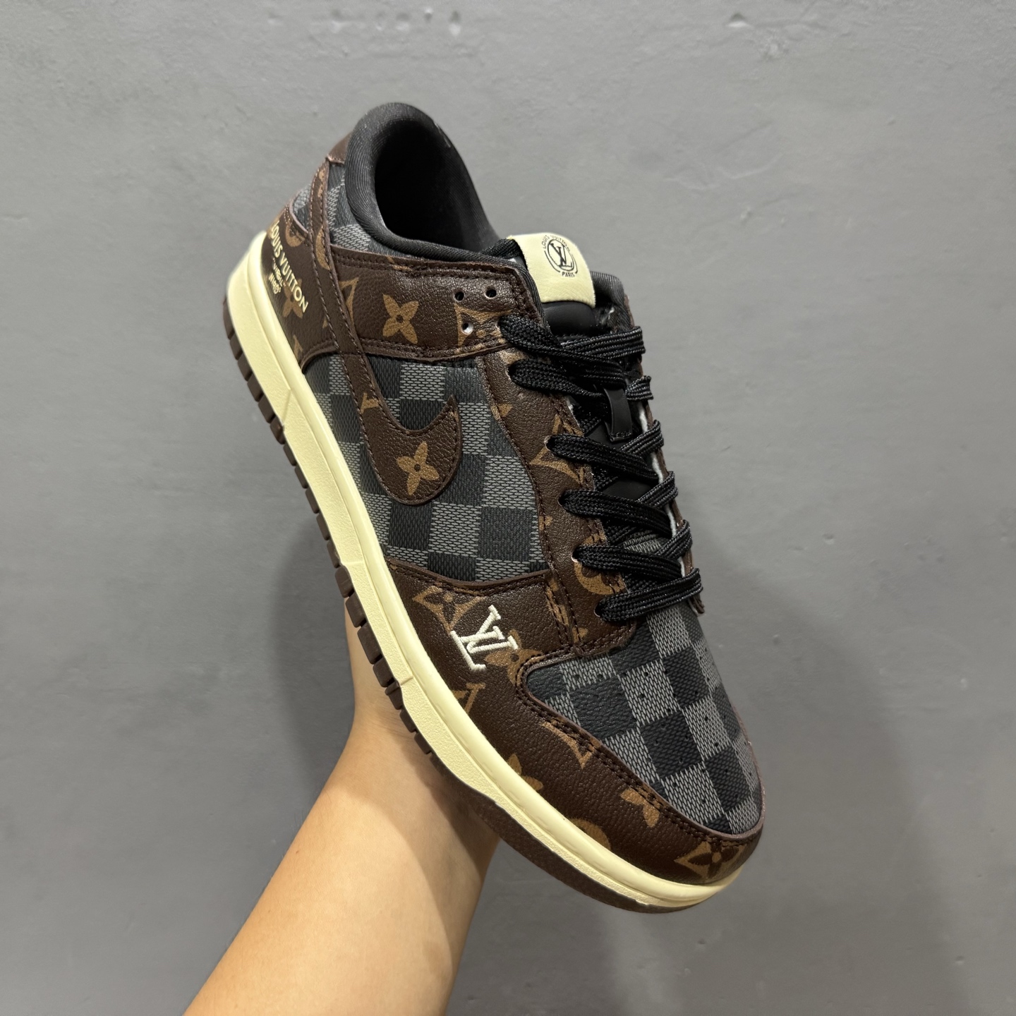 Nike SB Dunk Low LV联名 灰咖啡 高端定制 低帮休闲板鞋 SC0601-453