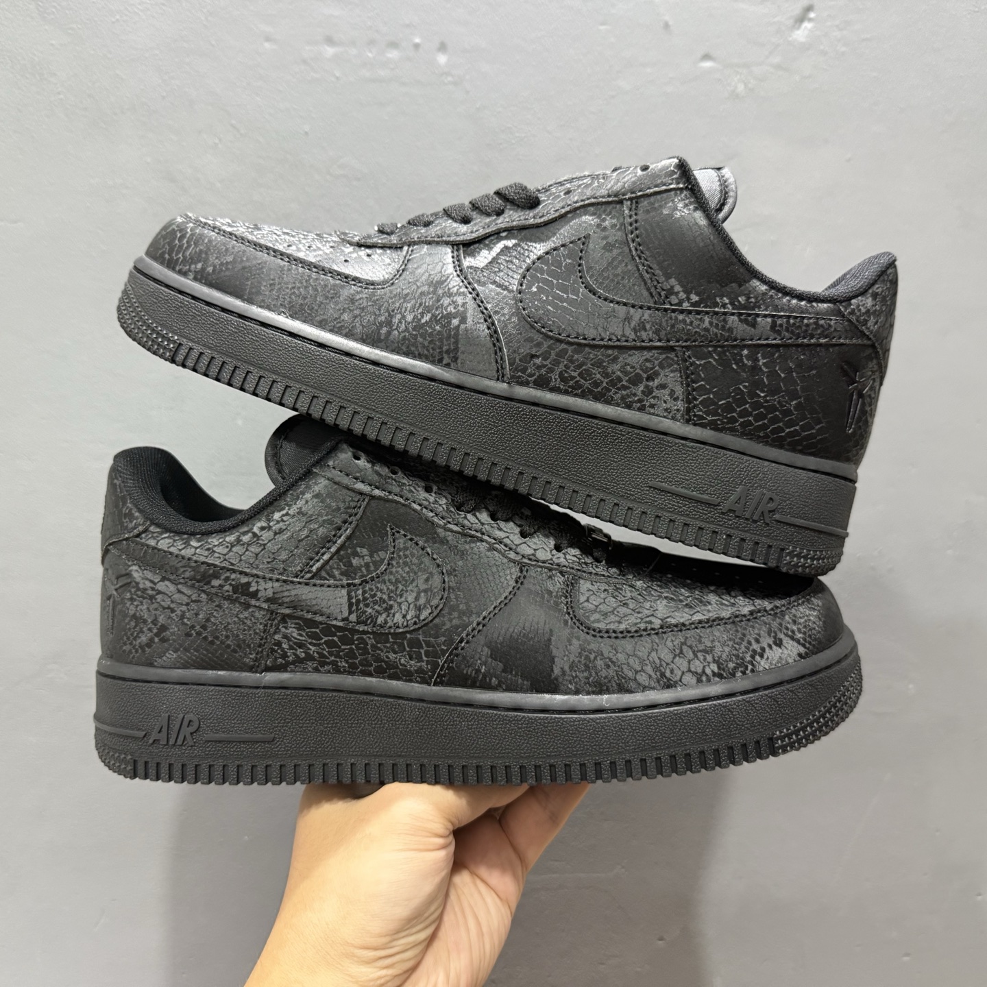 带半码。Nike Air Force 1 AF1耐克 低帮 空军一号休闲板鞋 IB0018-800