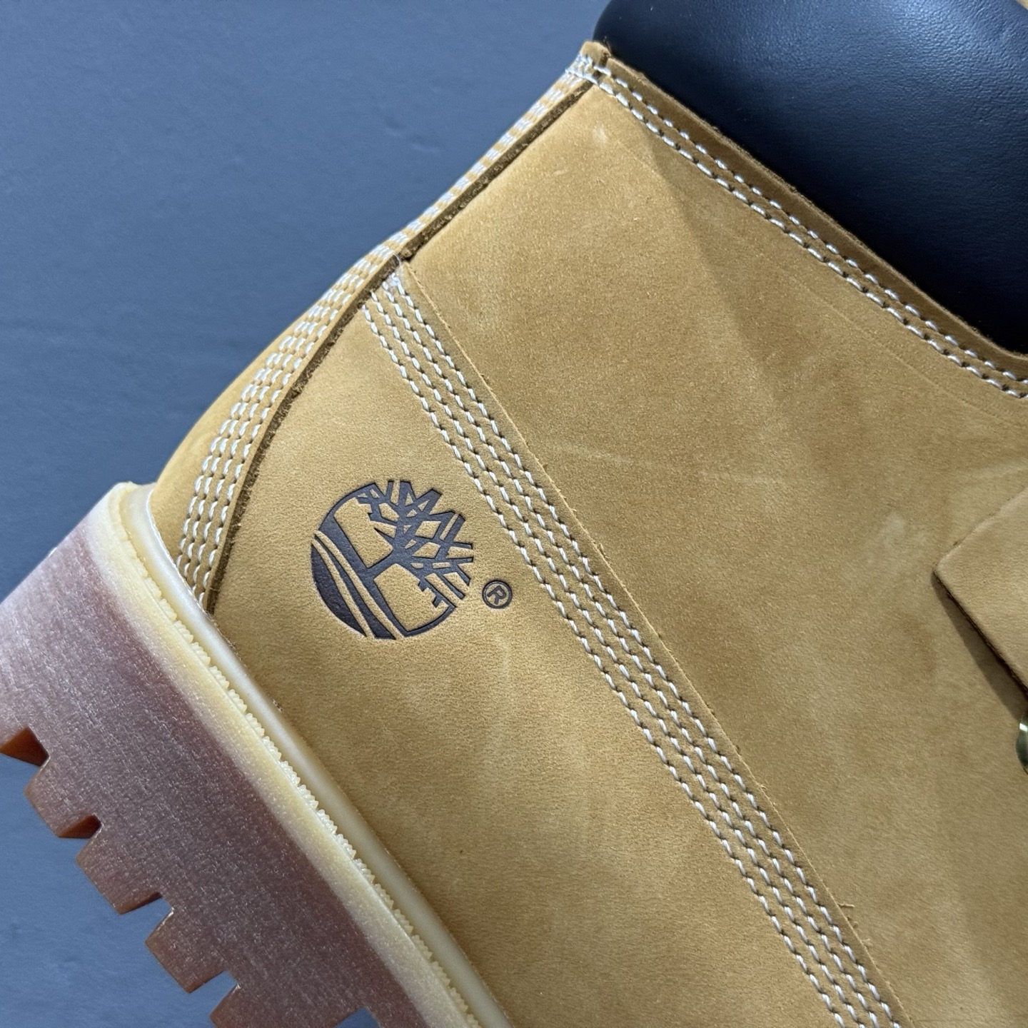 天伯伦Timberland 6 Inch Leather Boots添柏岚经典户外6英寸大黄靴“OG麦黄黑”TB010061-713