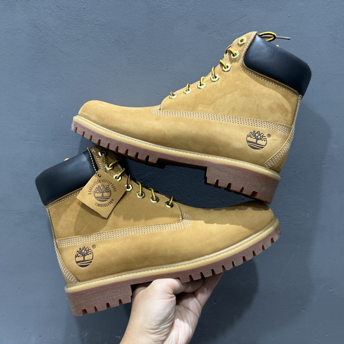 天伯伦Timberland 6 Inch Leather Boots添柏岚经典户外6英寸大黄靴“OG麦黄黑”TB010061-713