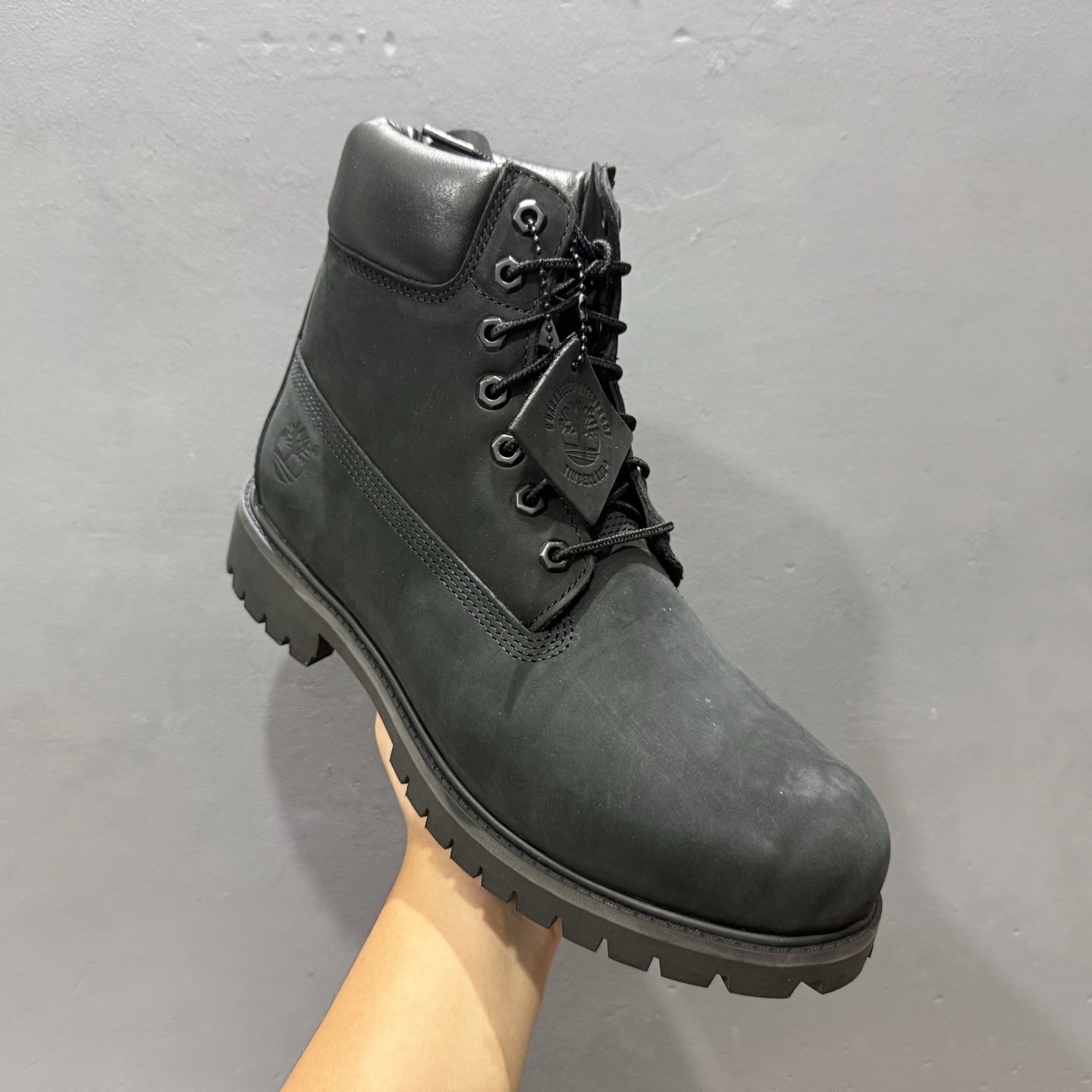 天伯伦Timberland 6 Inch Leather Boots添柏岚经典户外6英寸大黄靴“OG麦黄黑”TB010063-713