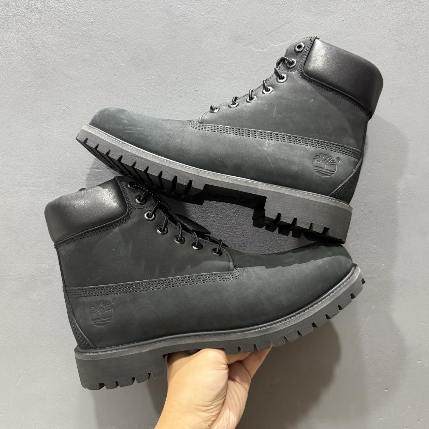 天伯伦Timberland 6 Inch Leather Boots添柏岚经典户外6英寸大黄靴“OG麦黄黑”TB010063-713