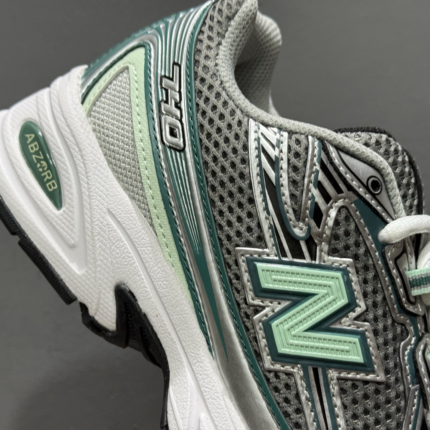 New Balance 740系列复古老爹风休闲运动慢跑鞋 U740NC2