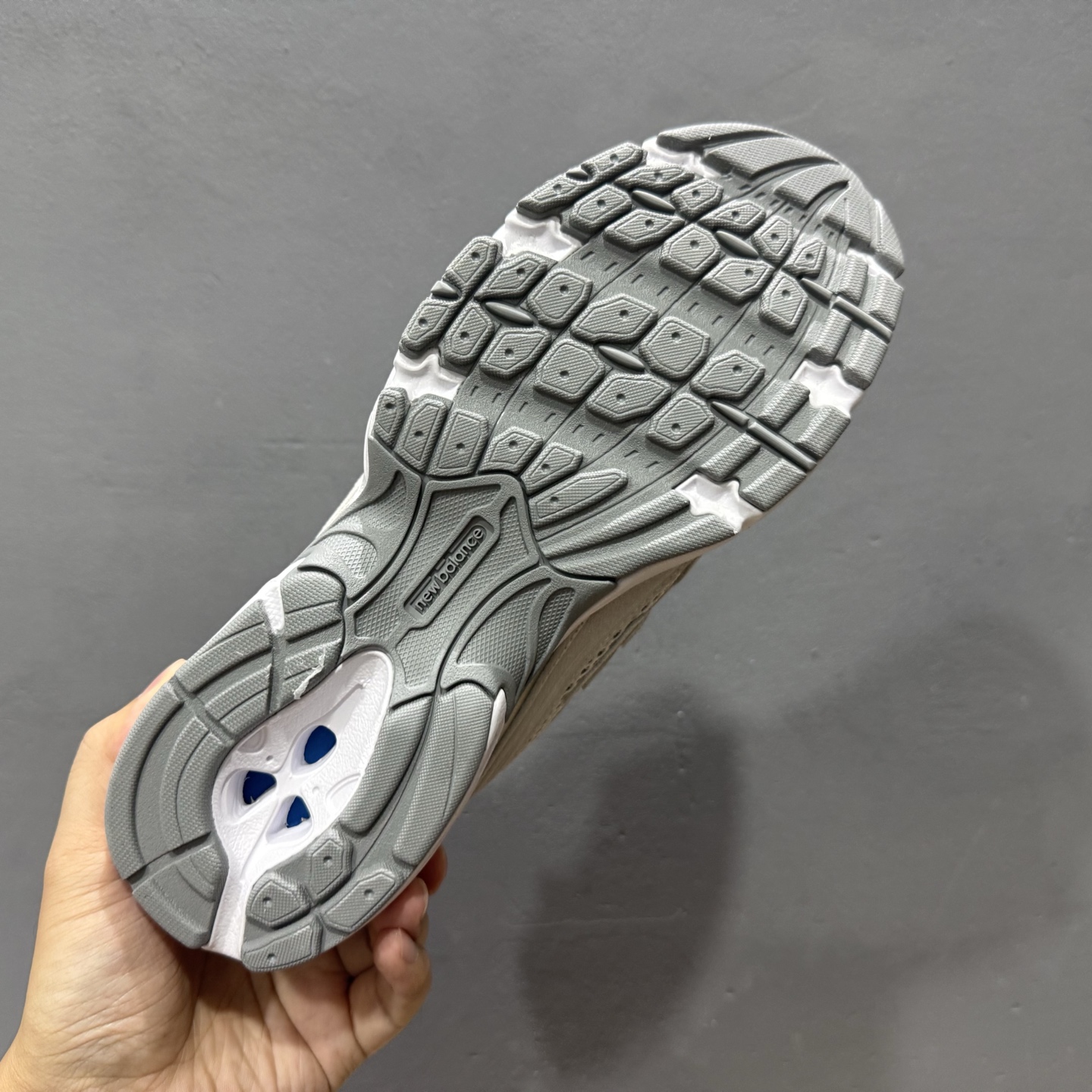 New Balance 740系列复古老爹风休闲运动慢跑鞋 U740GS2