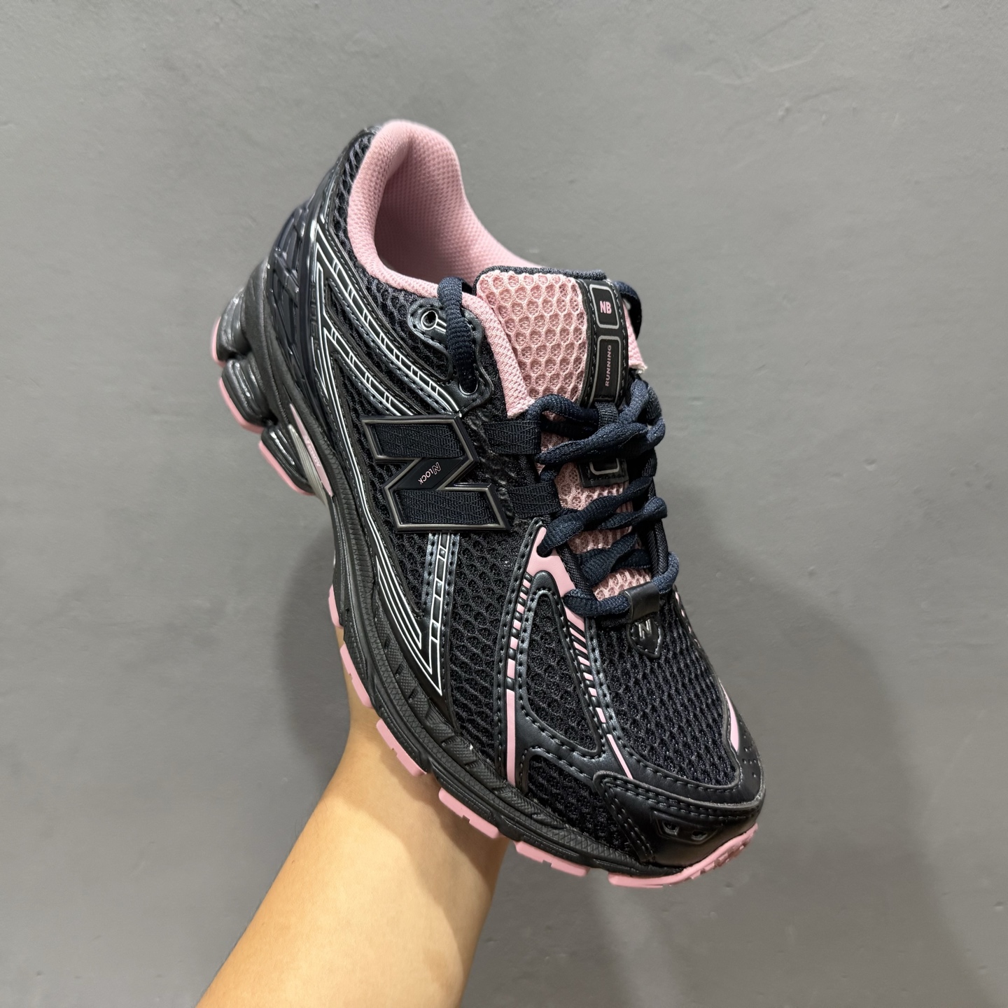 New Balance 1906系列复古老爹风休闲运动慢跑鞋 U1906RCU