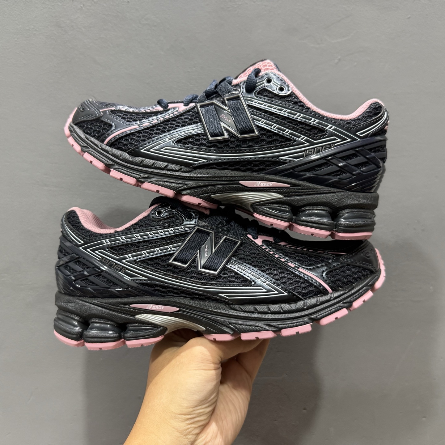 New Balance 1906系列复古老爹风休闲运动慢跑鞋 U1906RCU