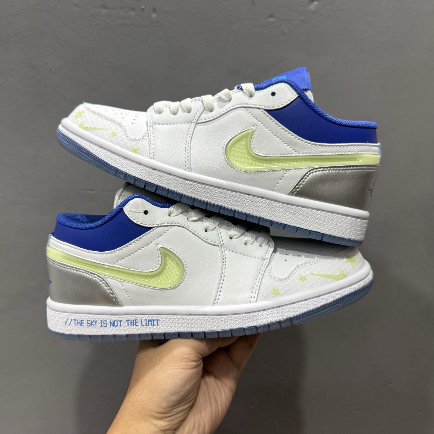 Jordan Air Jordan 1 Low The Sky Is Not The Limit 舒适轻盈 耐磨 低帮 板鞋