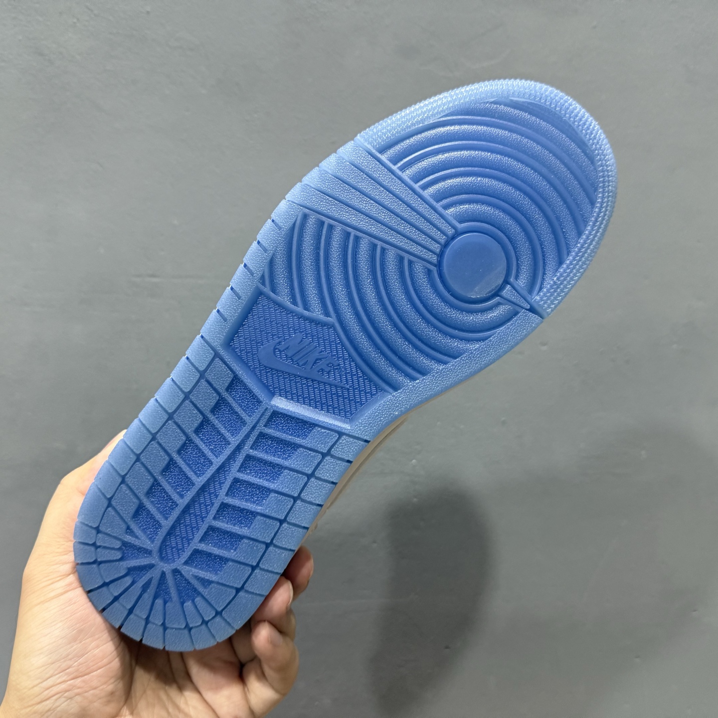 Jordan Air Jordan 1 Low The Sky Is Not The Limit 舒适轻盈 耐磨 低帮 板鞋
