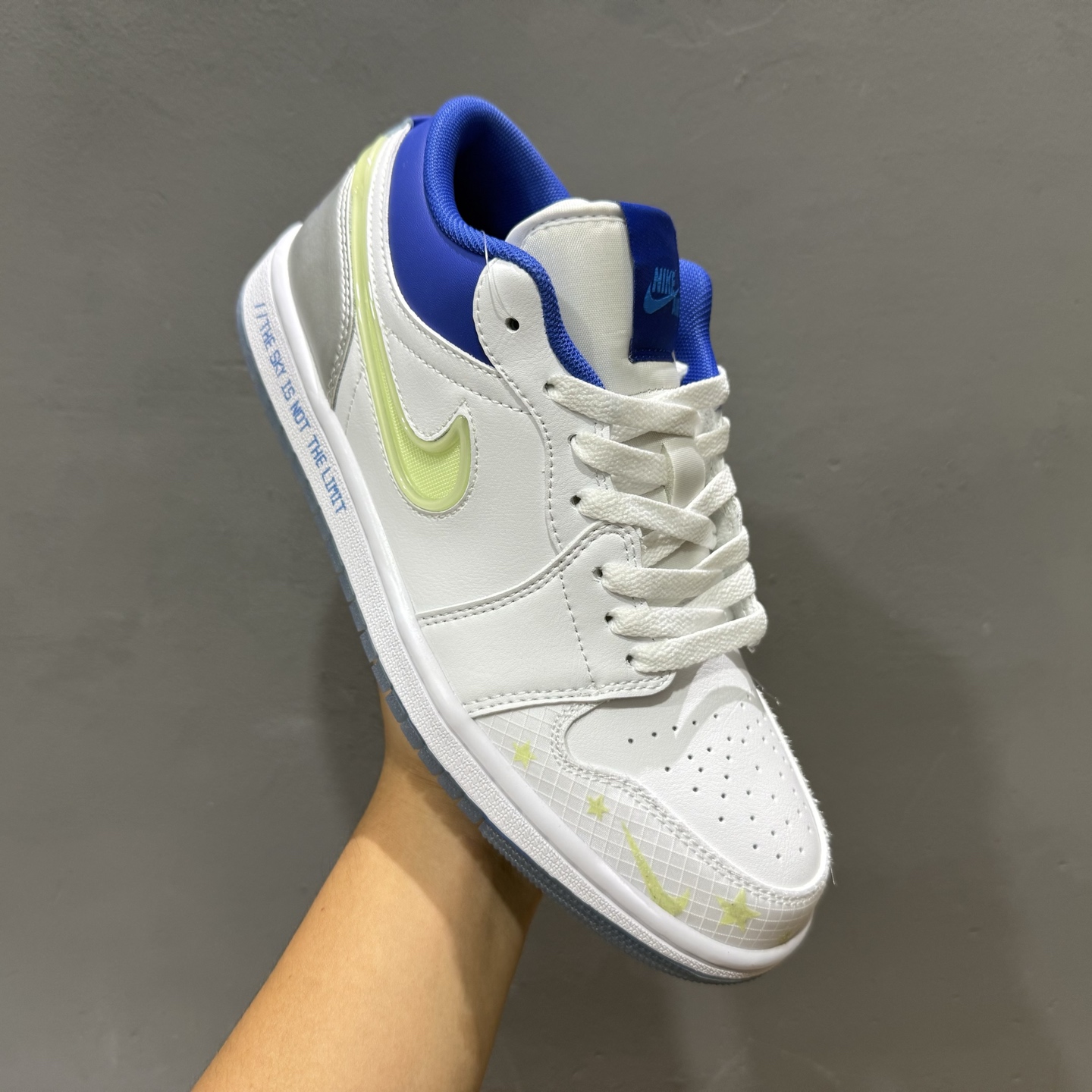 Jordan Air Jordan 1 Low The Sky Is Not The Limit 舒适轻盈 耐磨 低帮 板鞋