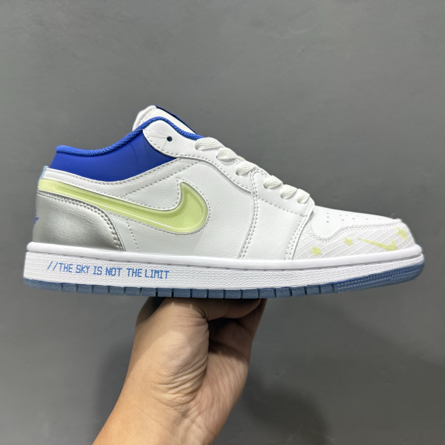 Jordan Air Jordan 1 Low The Sky Is Not The Limit 舒适轻盈 耐磨 低帮 板鞋