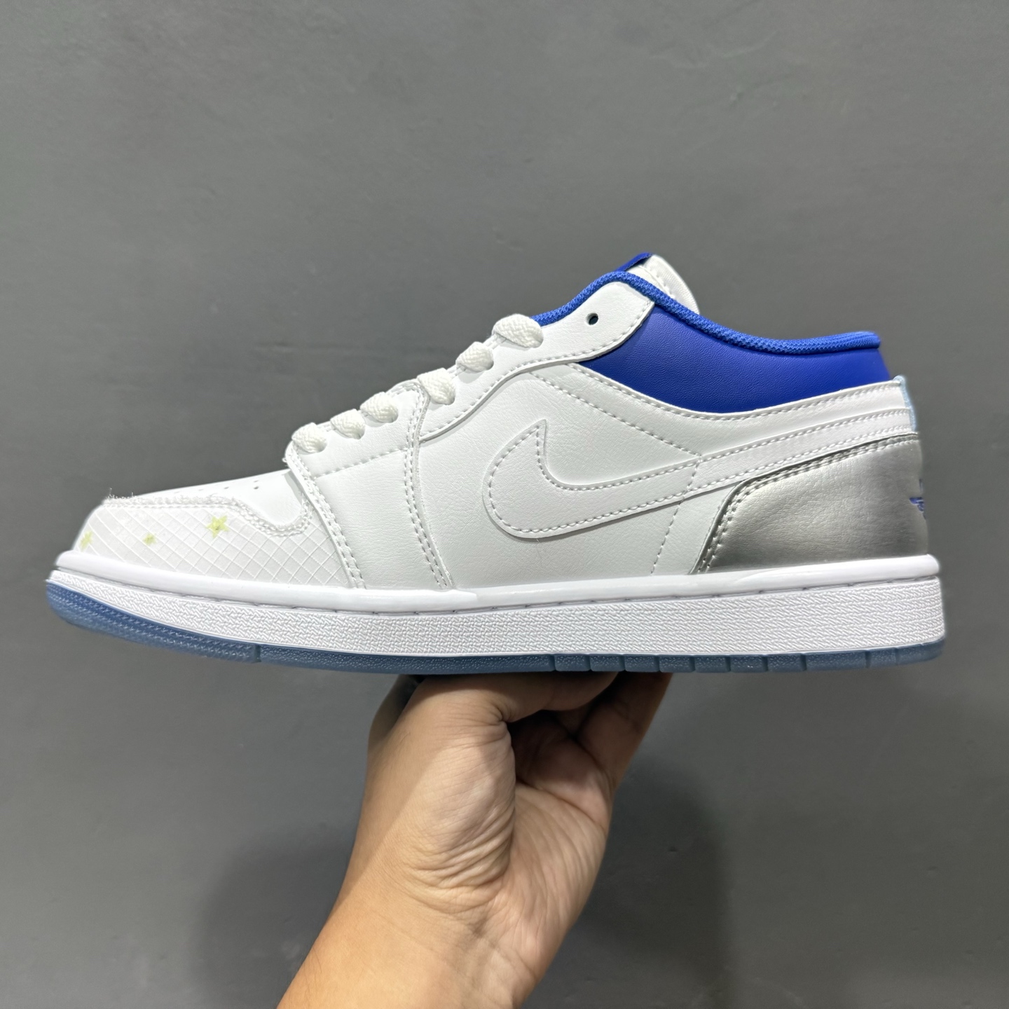 Jordan Air Jordan 1 Low The Sky Is Not The Limit 舒适轻盈 耐磨 低帮 板鞋