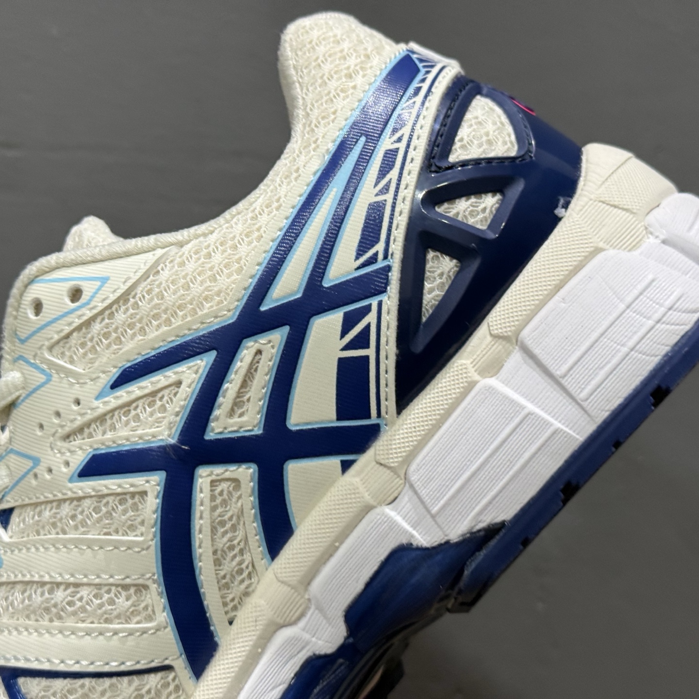 Asics Gel-Quantum 360 VIII 亚瑟士复古透气休闲鞋 1203A388-101